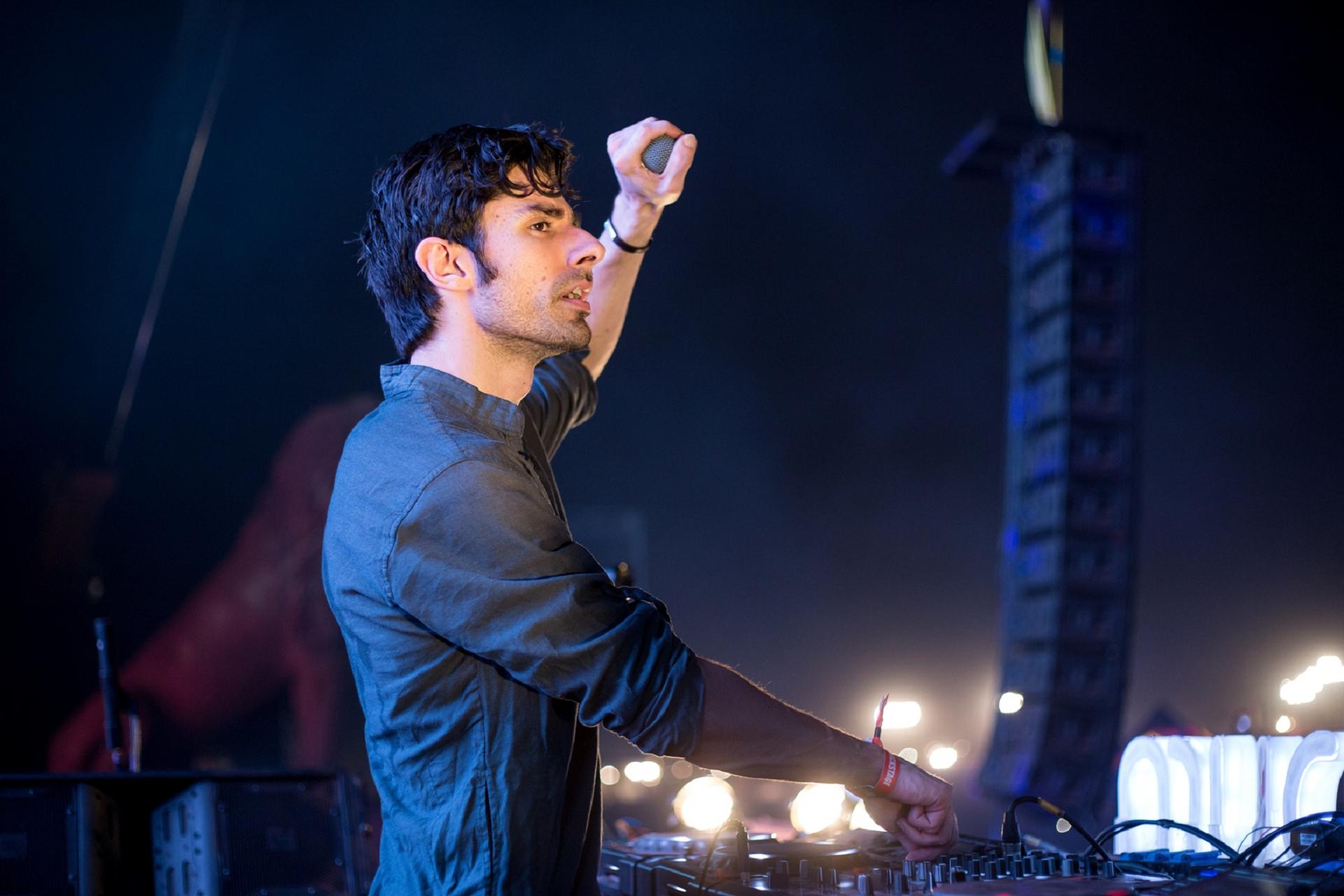 1920x1280 Ramin Djawadi Photo