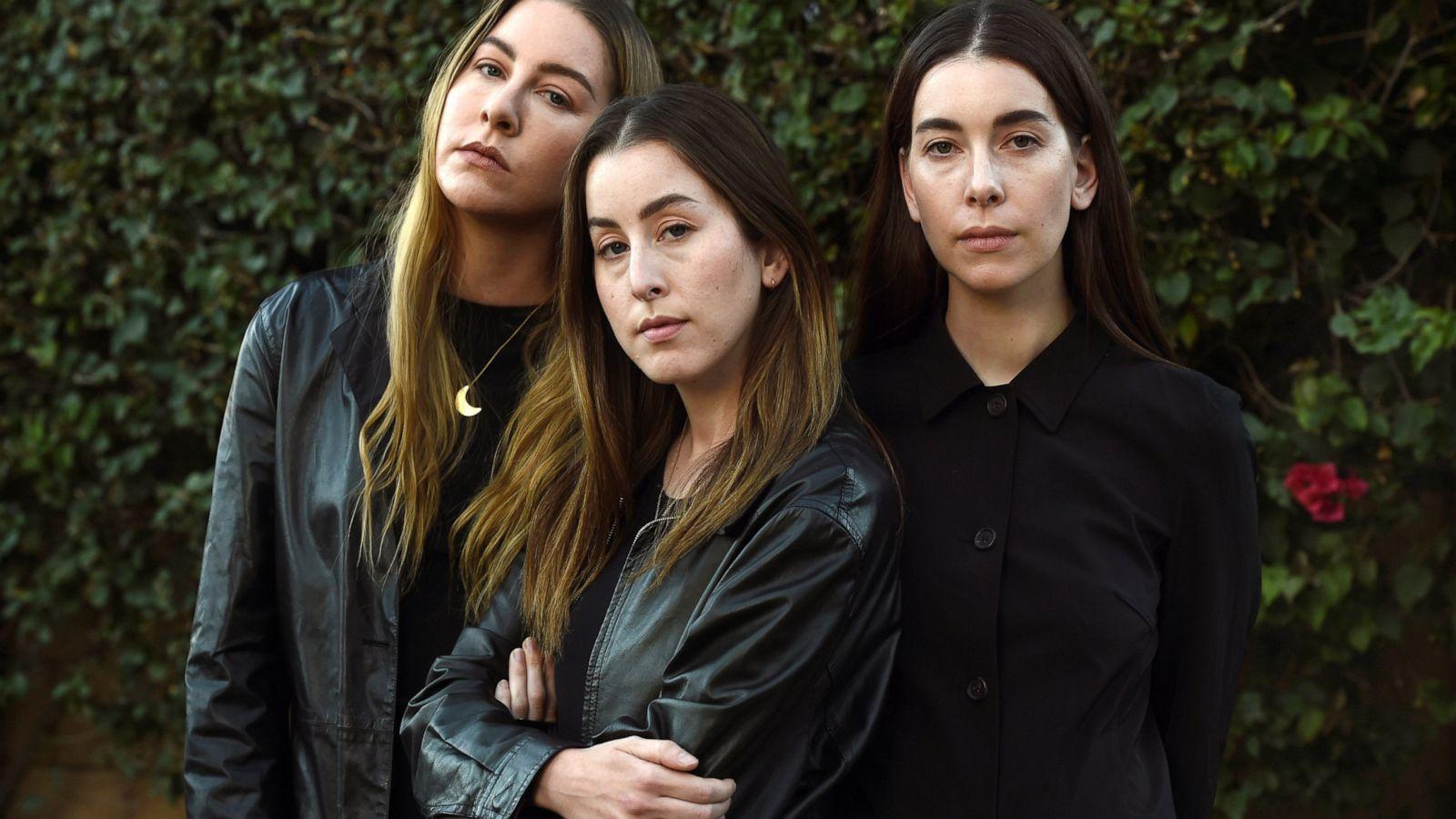1600x900 At the Grammys, sister trio HAIM makes rock 'n' roll history