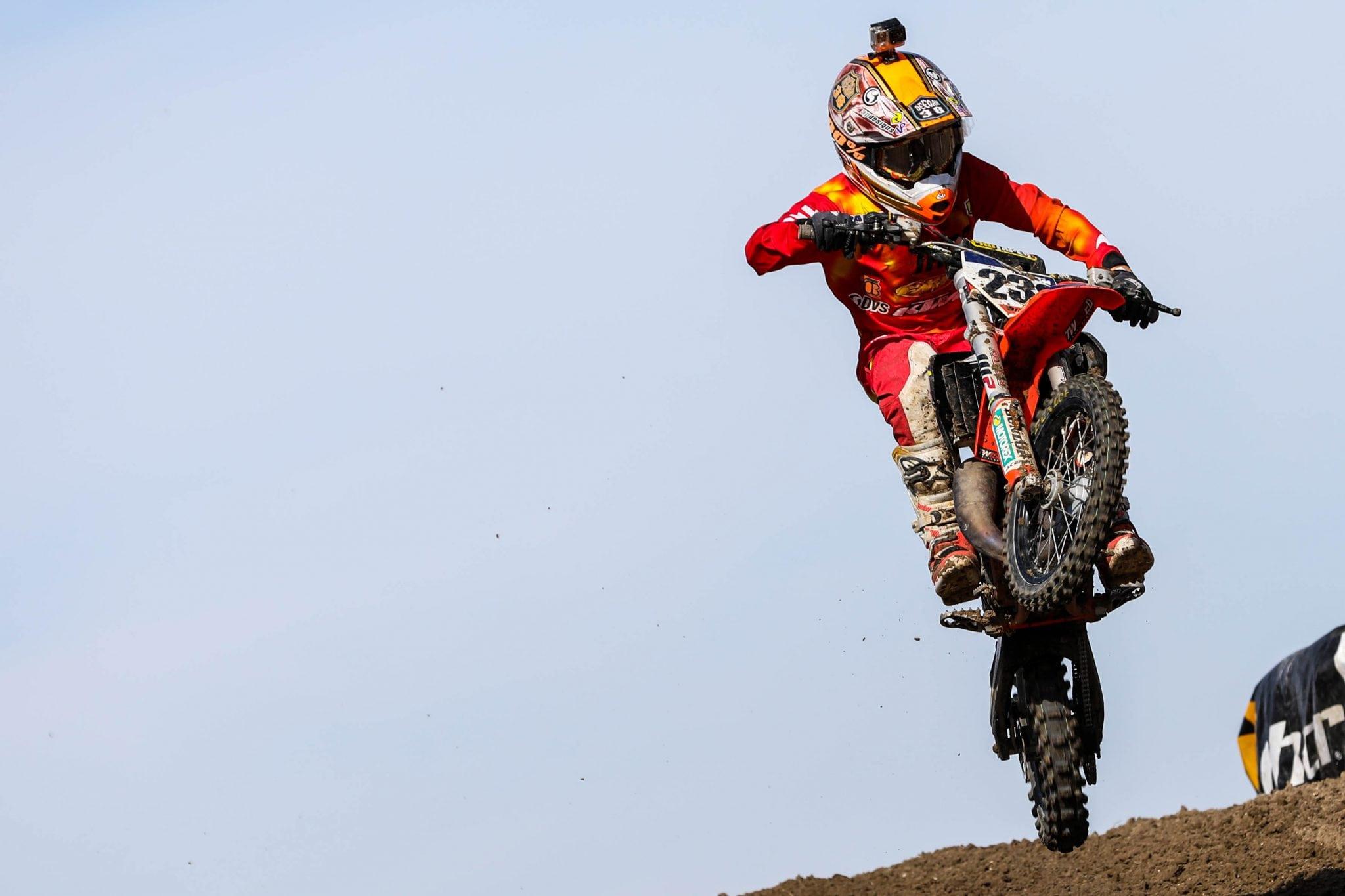 2048x1365 Dunlop Riders Score 79 Championships at Mini O's
