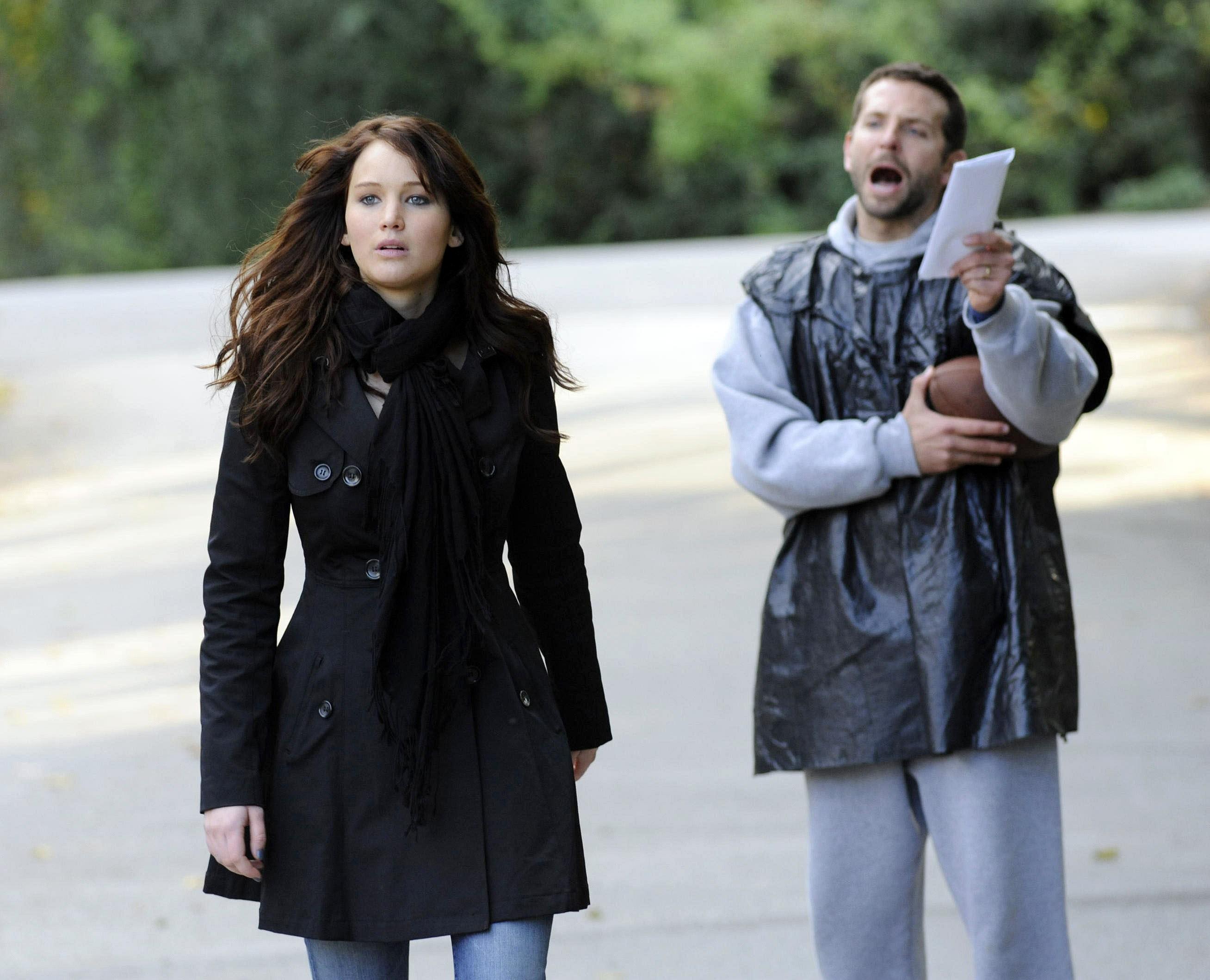 2616x2120 brunettes, Movies, Bradley, Cooper, Jennifer, Lawrence, Stills, Silver, Lining, Playbook Wallpaper HD / Desktop and Mobile Background