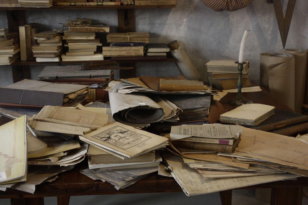 1280x853 image about books. See more about books, art and aesthetic
