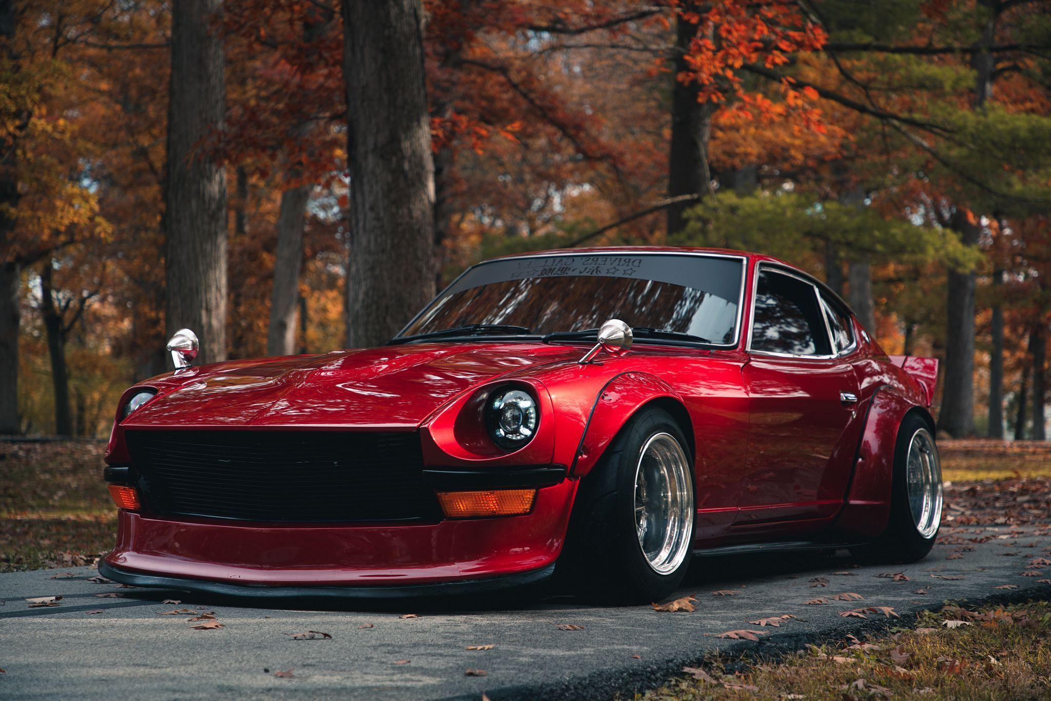 2048x1366 Old Nissan Fairlady Z Wallpaper