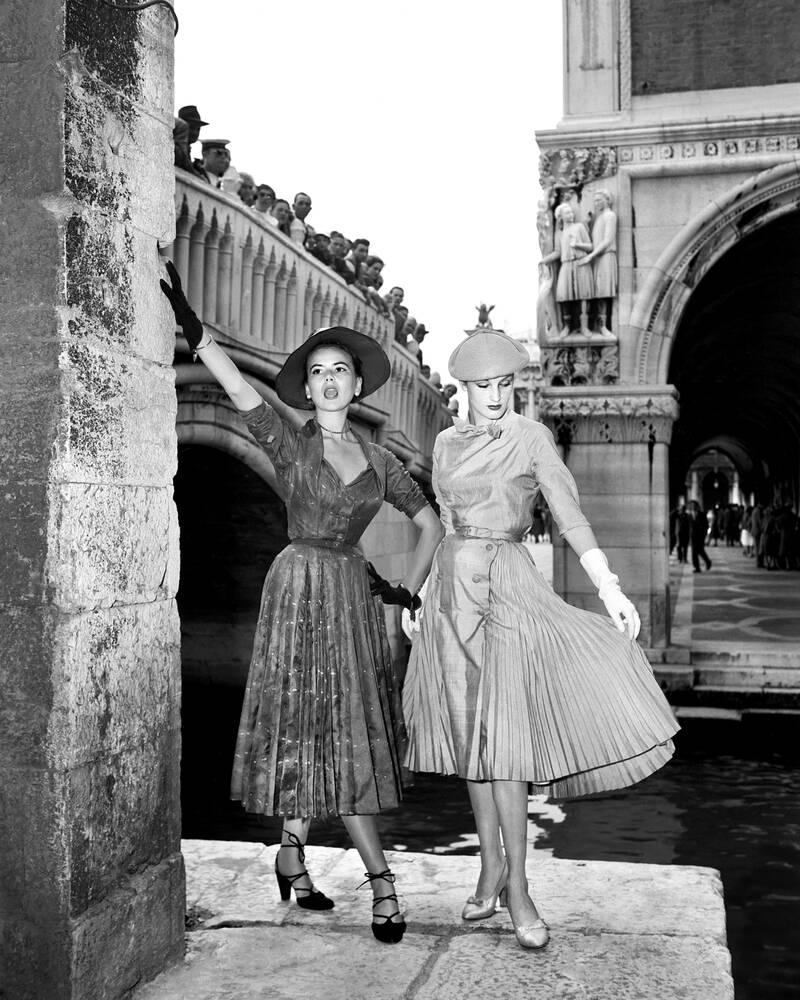 800x1000 Black and White Fashion Photography art prints