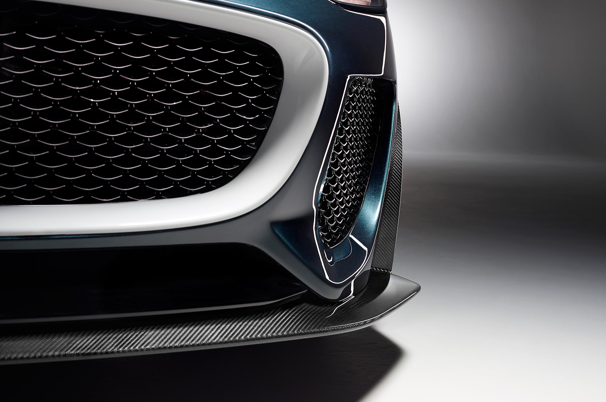 2048x1360 Jaguar F Type Grill 35565 2048x1360px