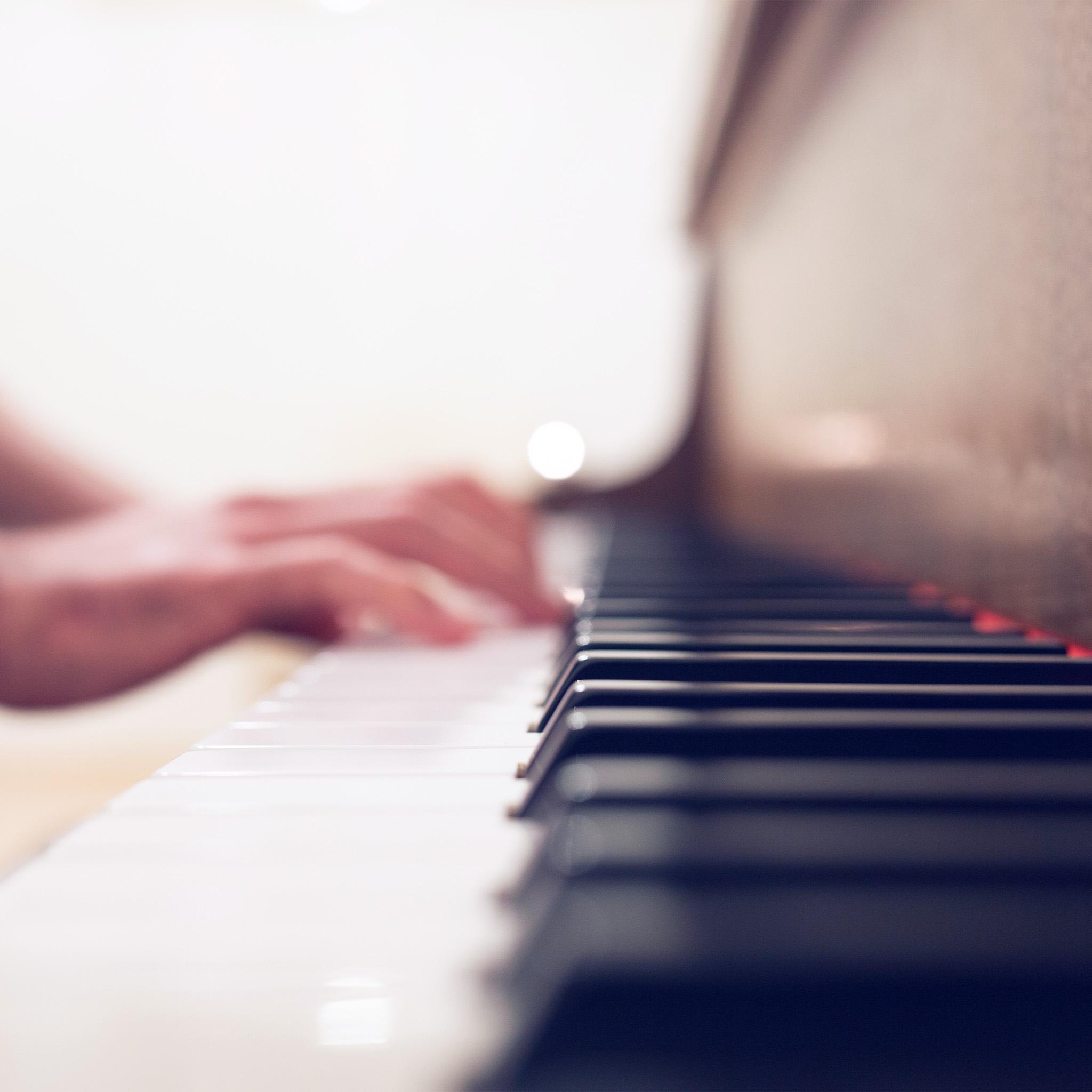 2048x2048 Jazz Piano Wallpaper