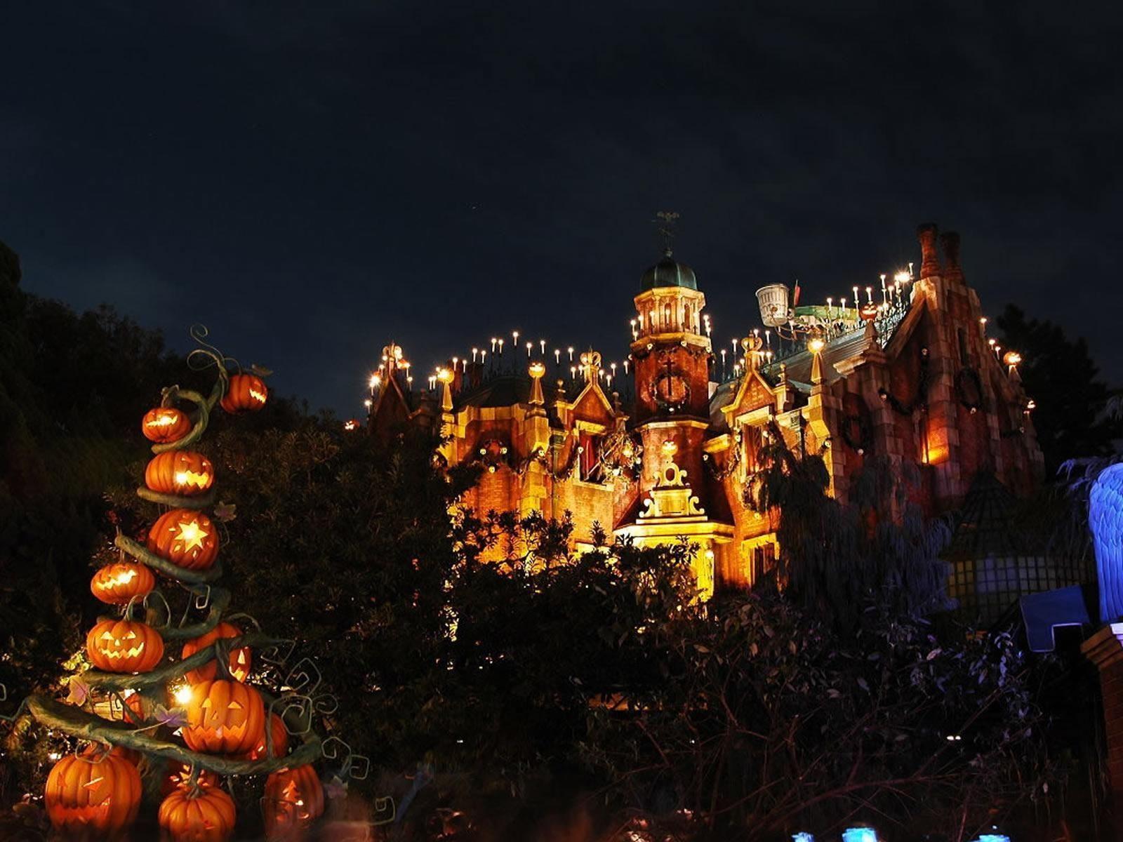 1600x1200 Disneyland Halloween Wallpaper