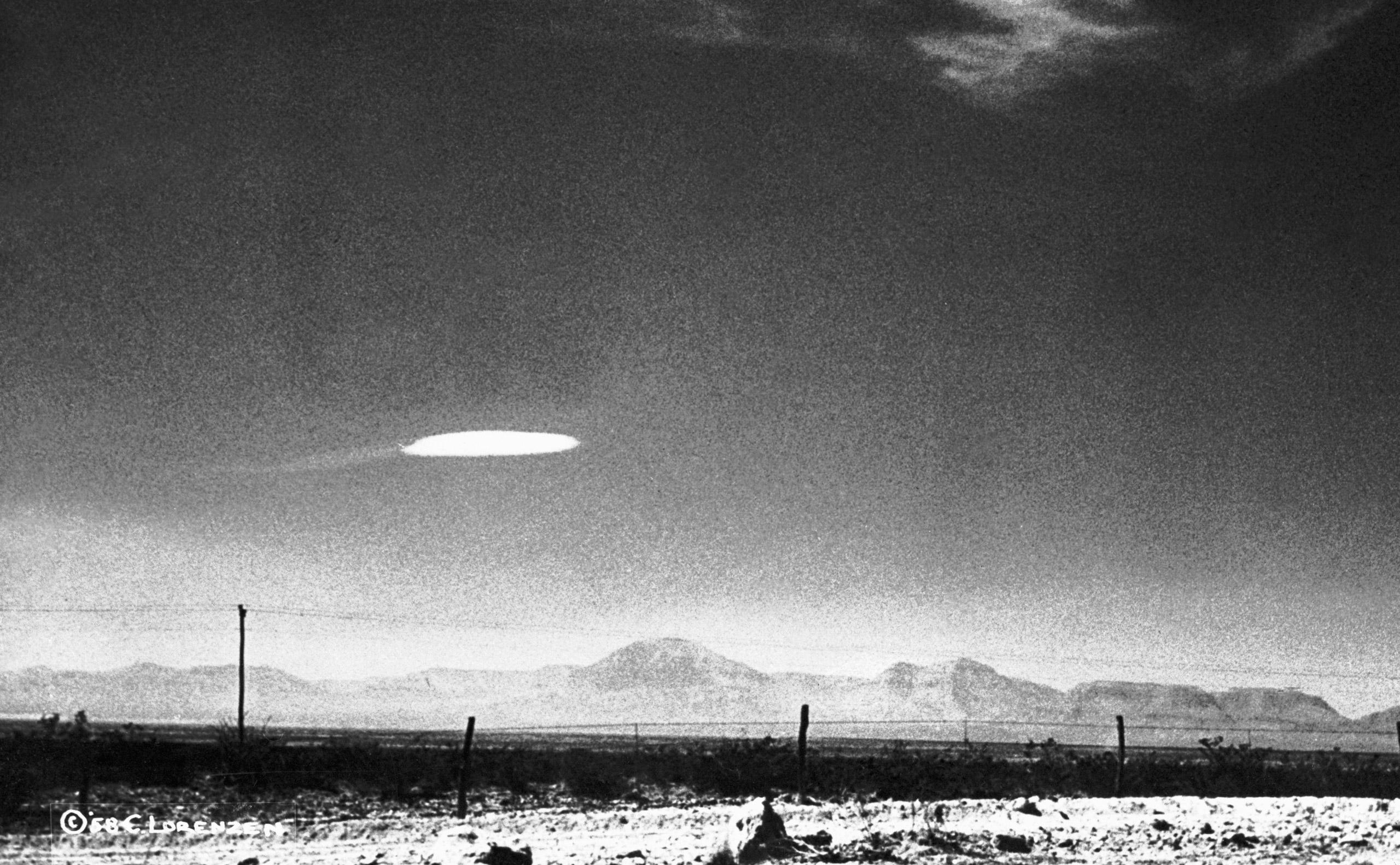 2560x1582 UFO Sighting Photo: 10 Unexplained Picture From History