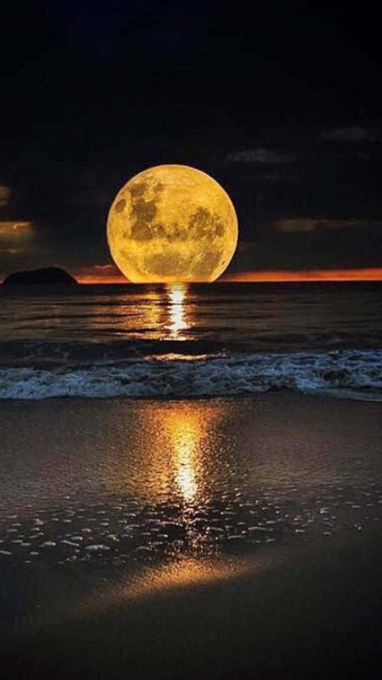 750x1334 Full Moon And Sea. Sunset wallpaper, Beautiful moon, Nature photography