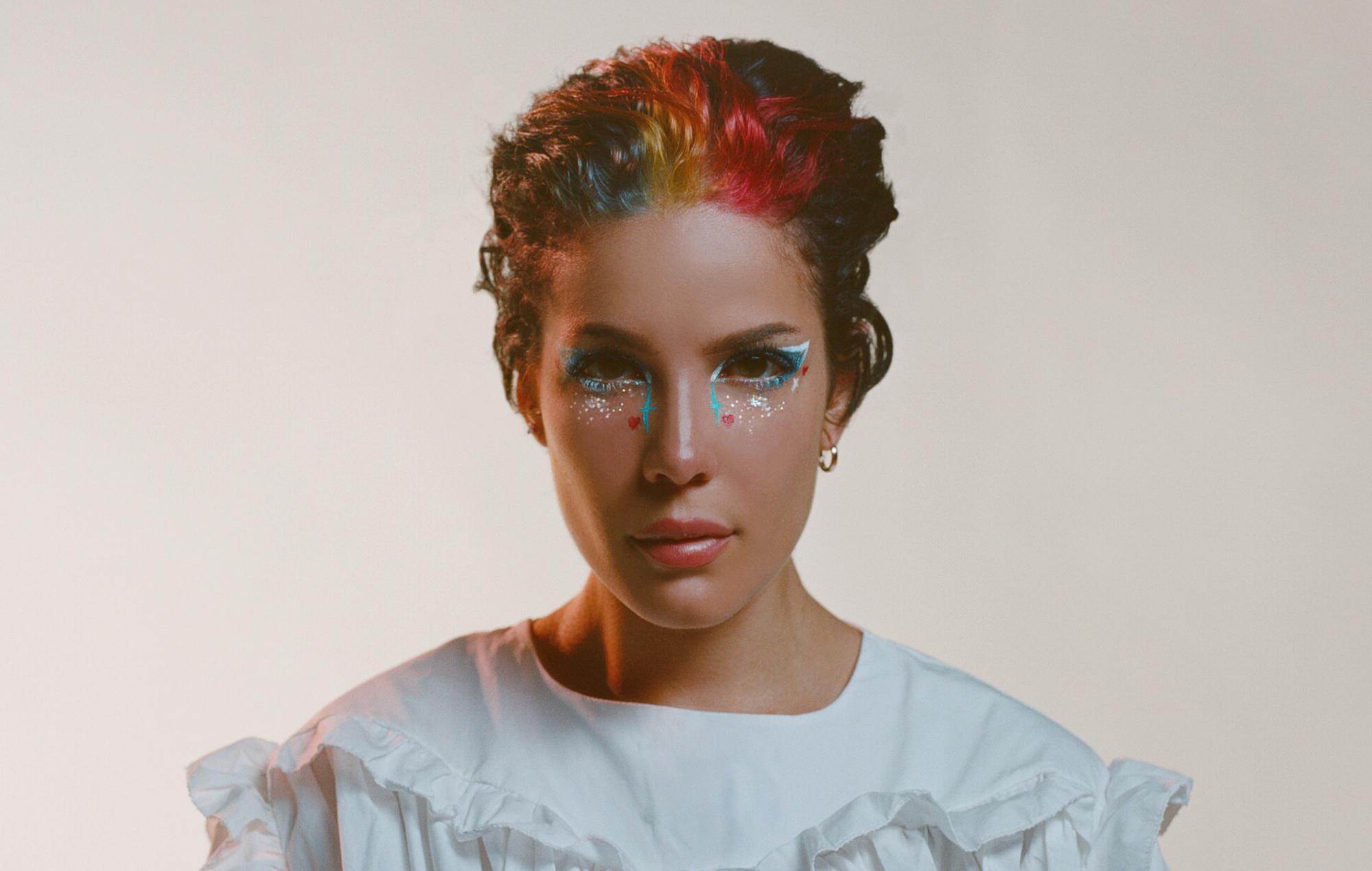 2000x1270 Halsey