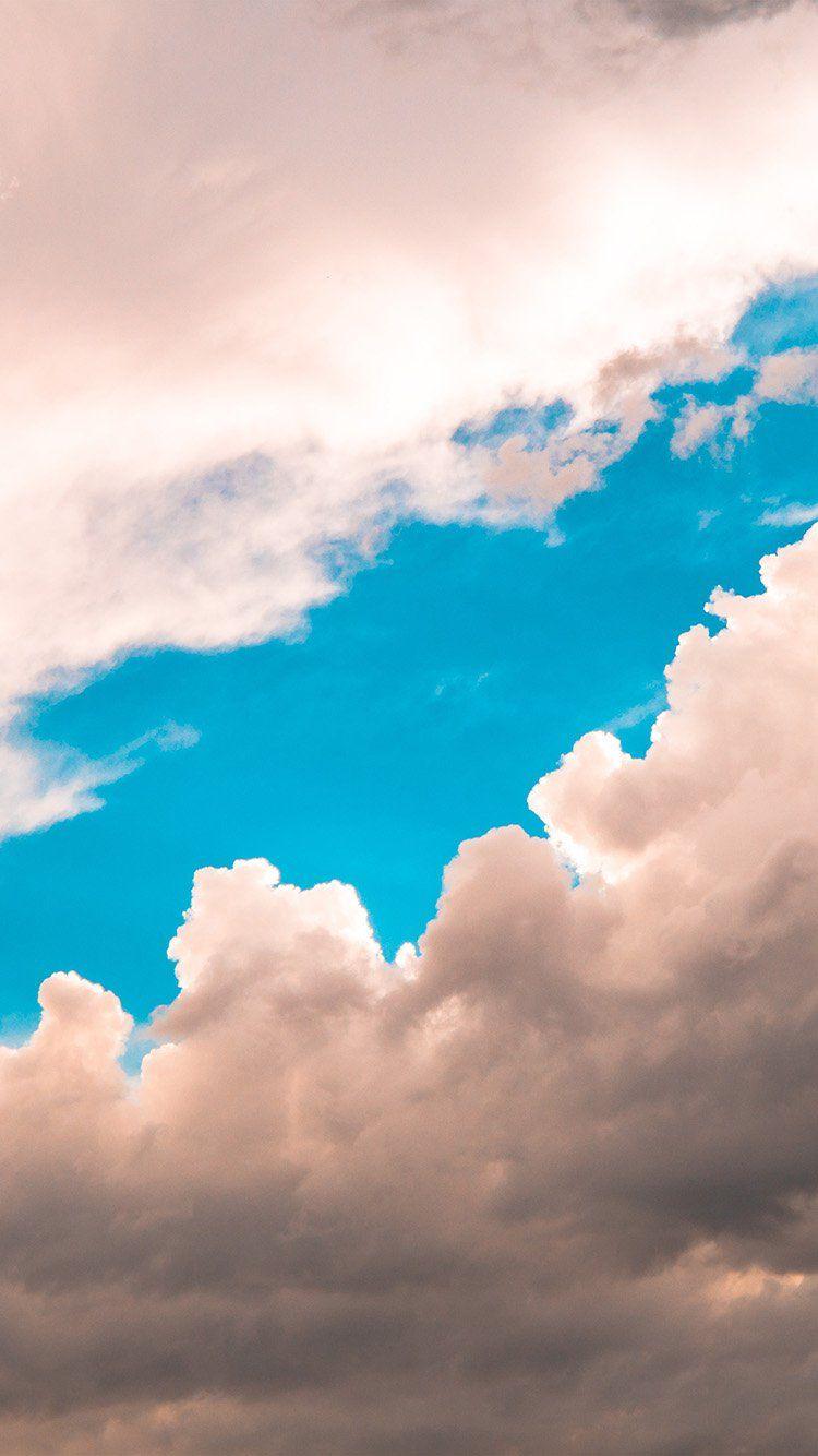 750x1334 Blue Clouds Aesthetic Wallpaper