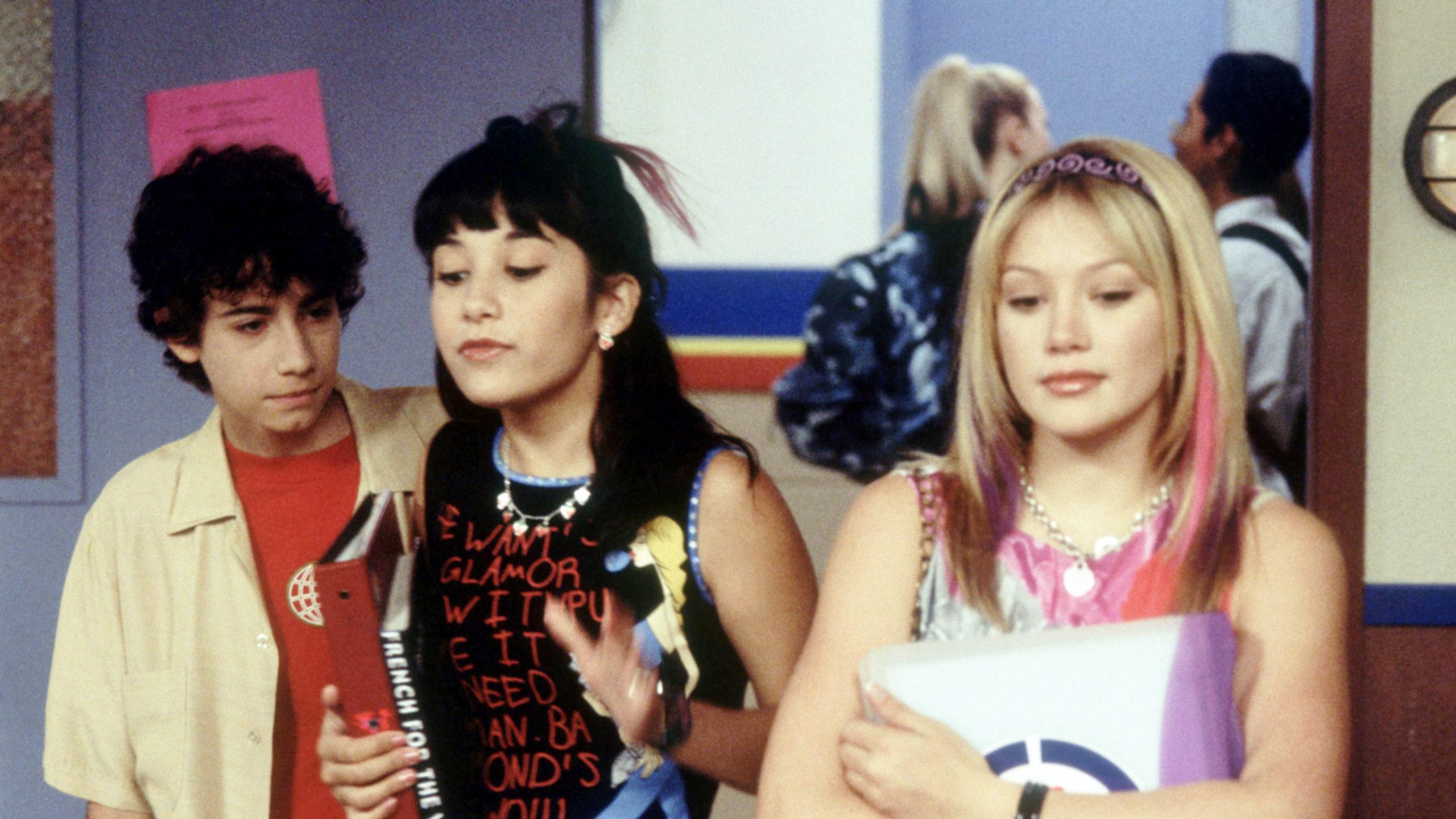 2560x1440 Hilary Duff Suggested Lizzie McGuire Reboot May Get Same Treatment as Love, Victor