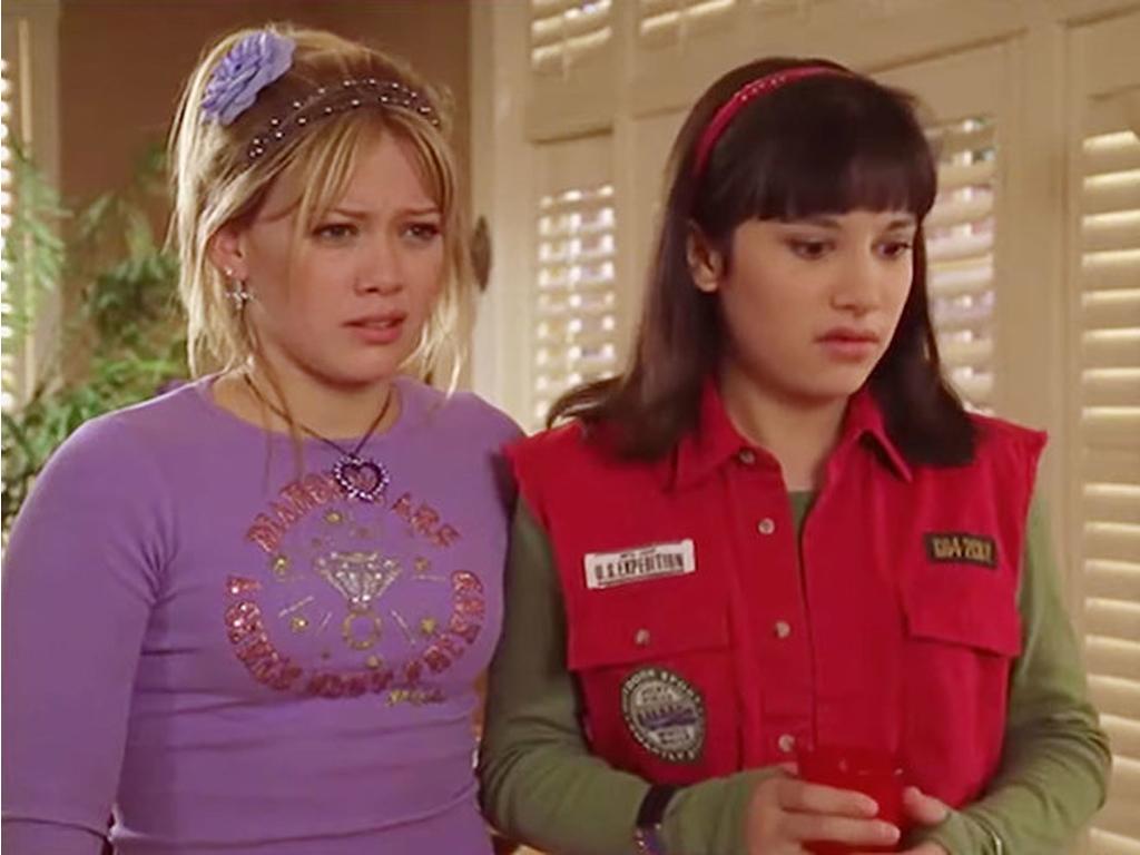 1024x768 We Hope Lizzie McGuire Is Still an Outfit Repeater, Because We Want to See These Looks