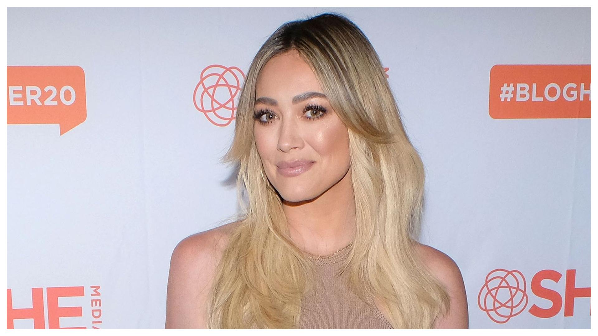 1920x1080 Hilary Duff on Why 'Lizzie McGuire' Reboot Has Been Put on Hold