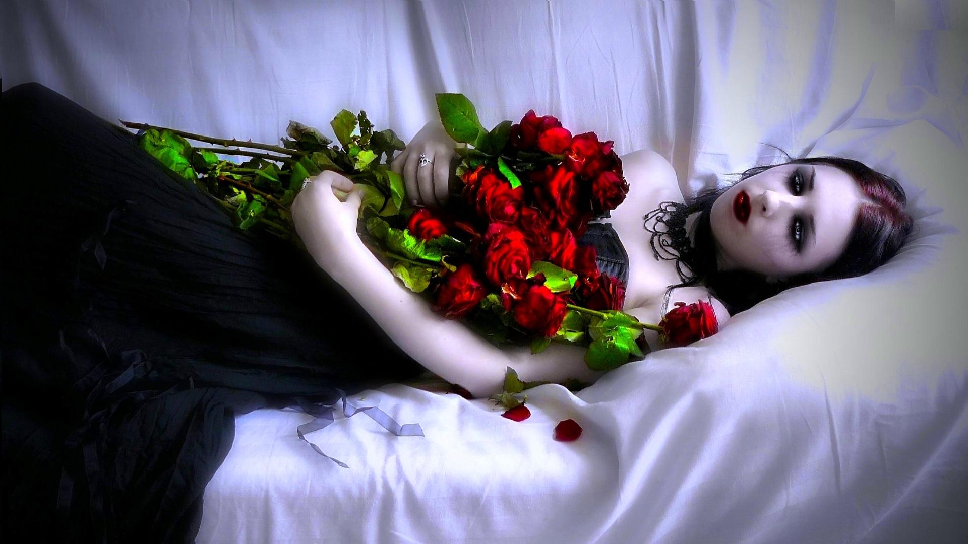 1920x1080 Download wallpaper dark Vampire with tags: Dark, Computer, Bouquet, Woman, Black, Gothic, Red Rose