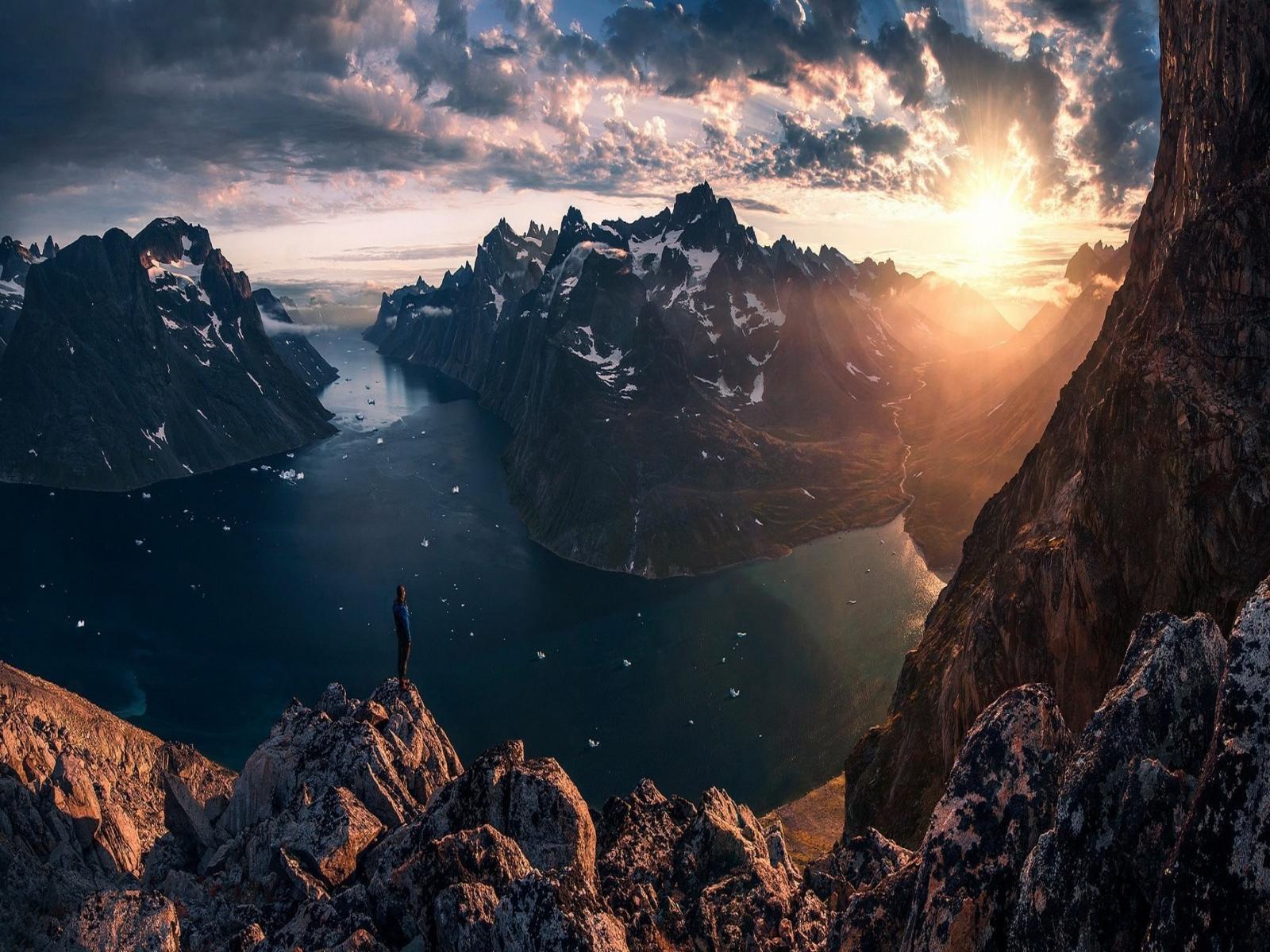1600x1200 Greenland Wallpaper HD (2103x 583.29 Kb)