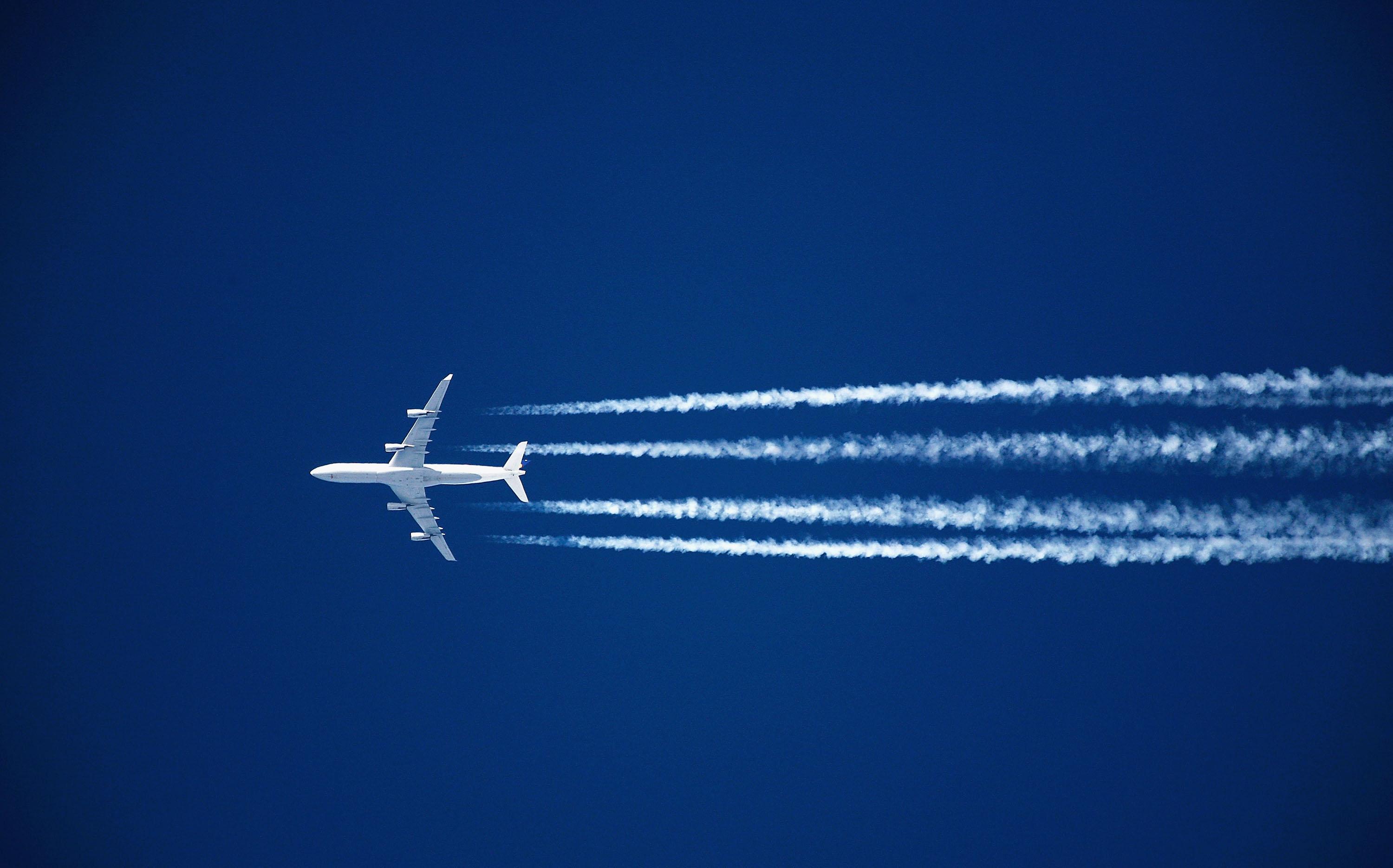 3000x1870 Astonishing Photo Show Plane Crash With 21 People on Board, No Serious Injuries Reported