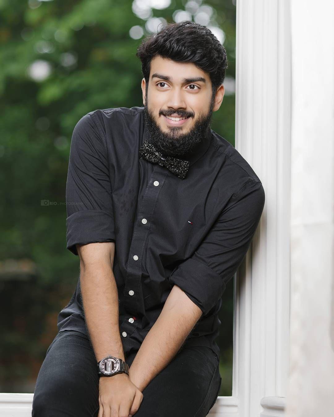 1080x1350 Kalidas Jayaram Wallpaper
