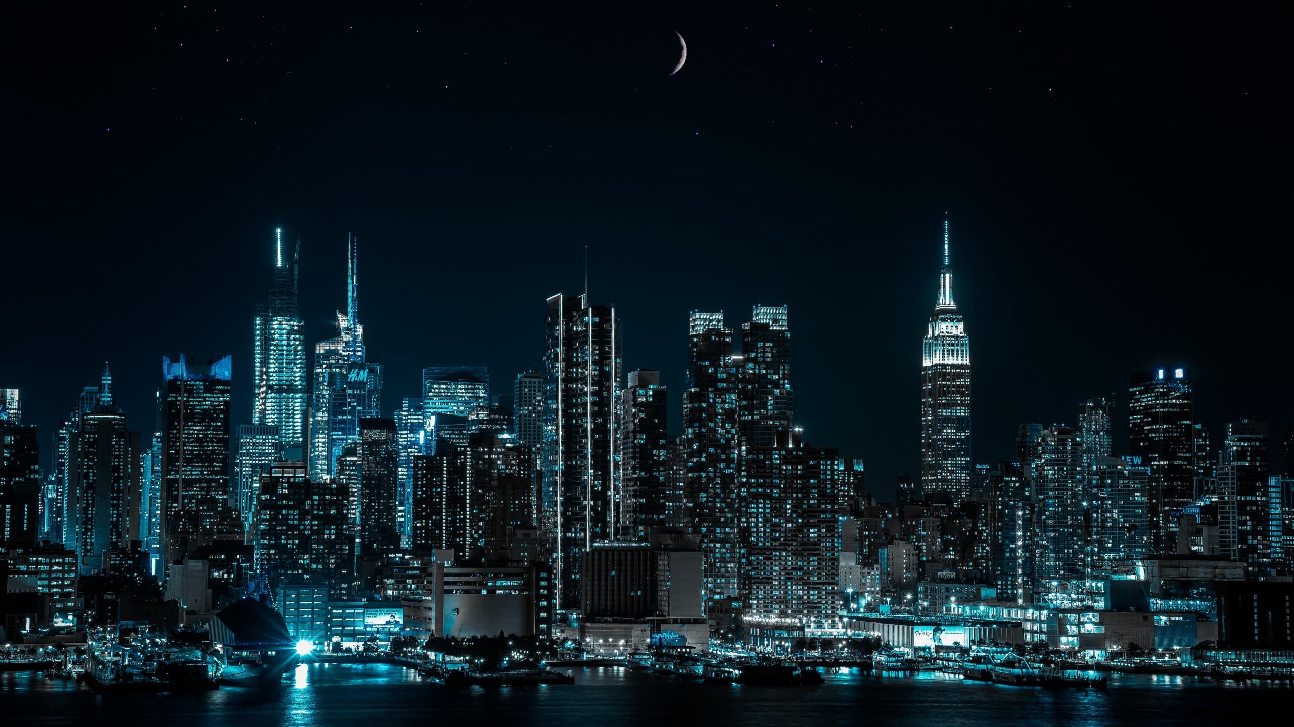 2560x1440 New York City Wallpaper 4K, Cityscape, Night, City lights, Half moon, 5K, World