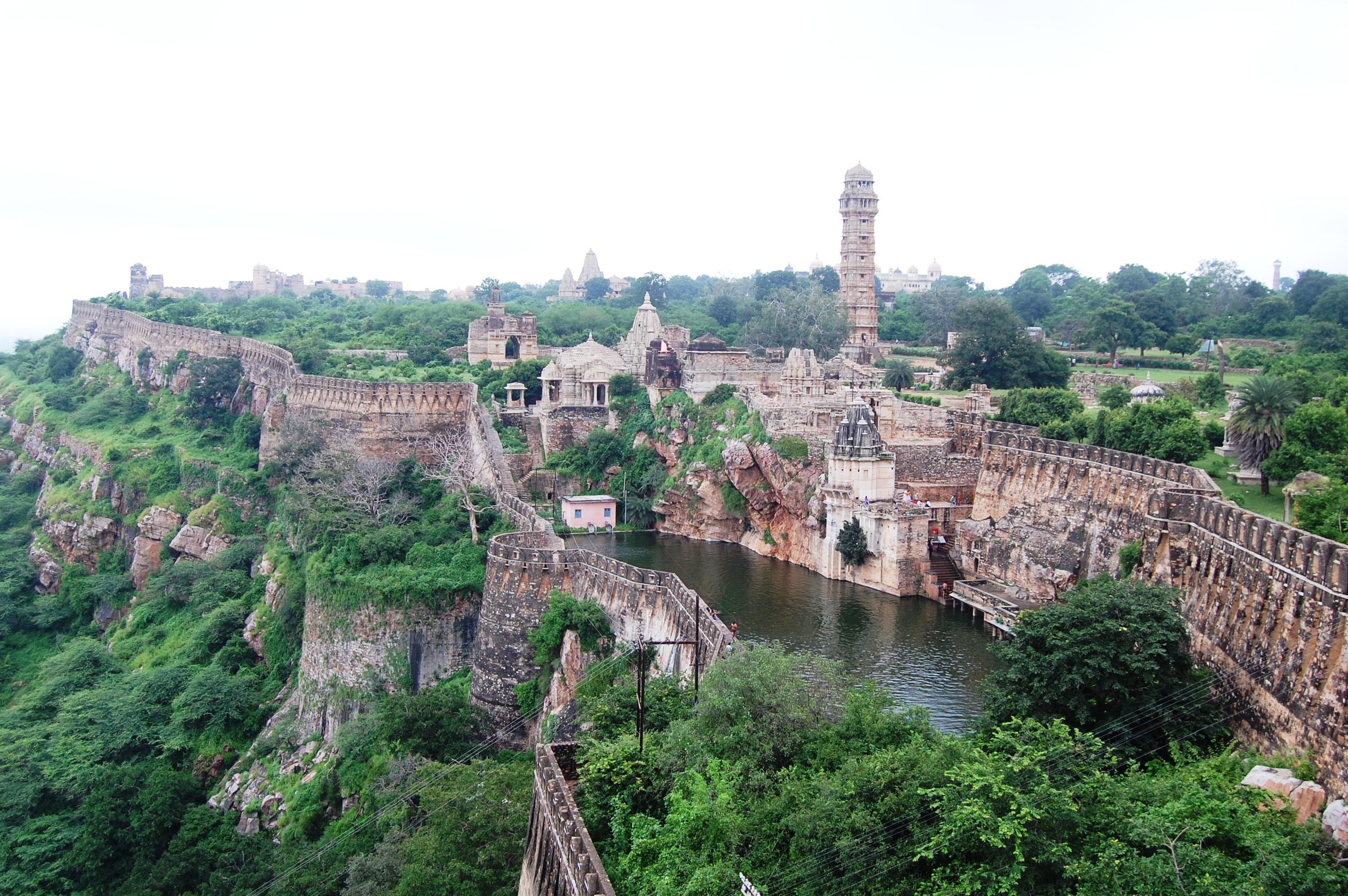 3008x2000 Chittorgarh
