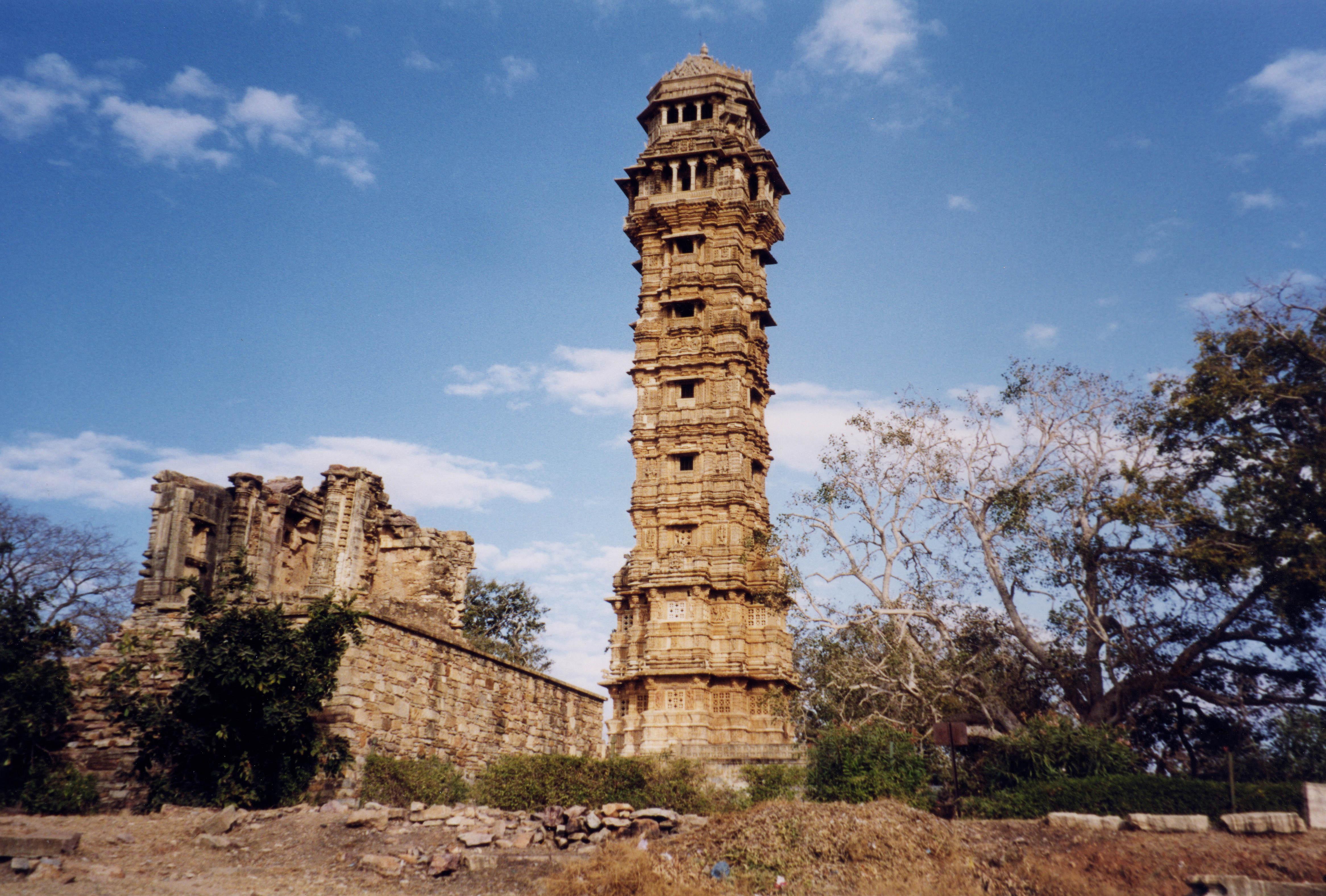 4666x3156 Free download Chittorgarh Fort HD Wallpaper [4666x3156] for your Desktop, Mobile & Tablet. Explore Forts Wallpaper. Forts Wallpaper