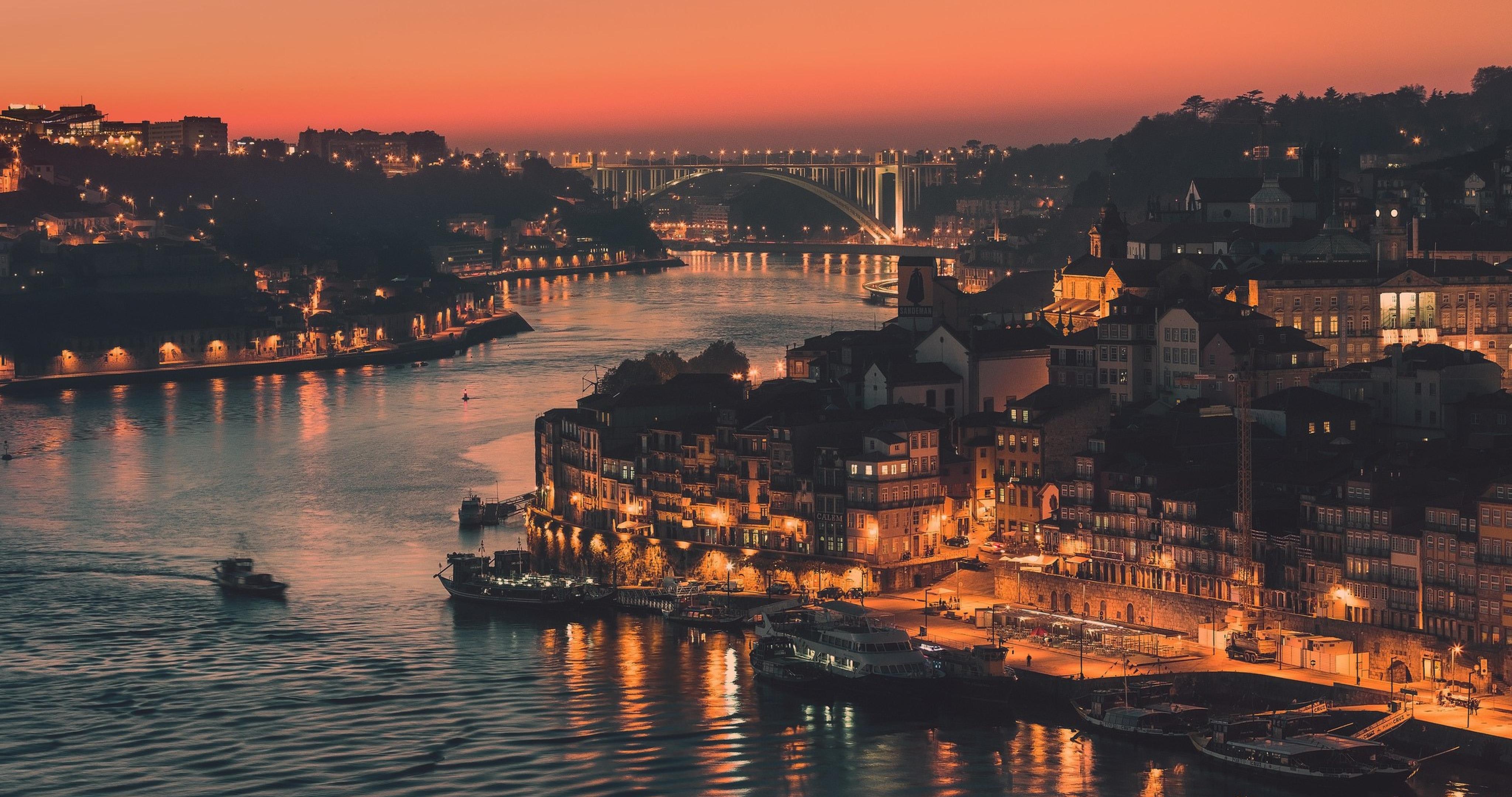 4096x2160 Coimbra Wallpaper