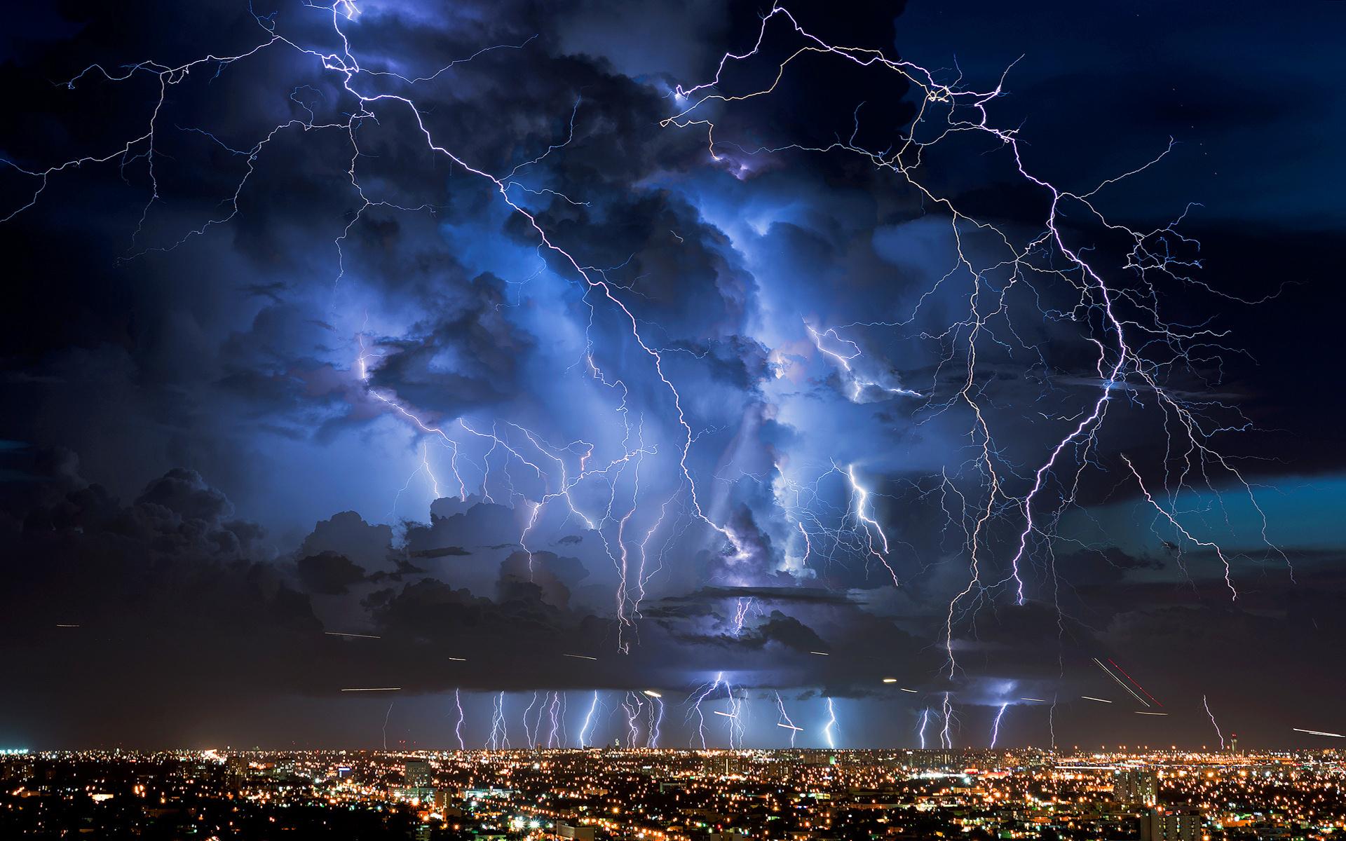 1920x1200 Lightning storm wallpaper