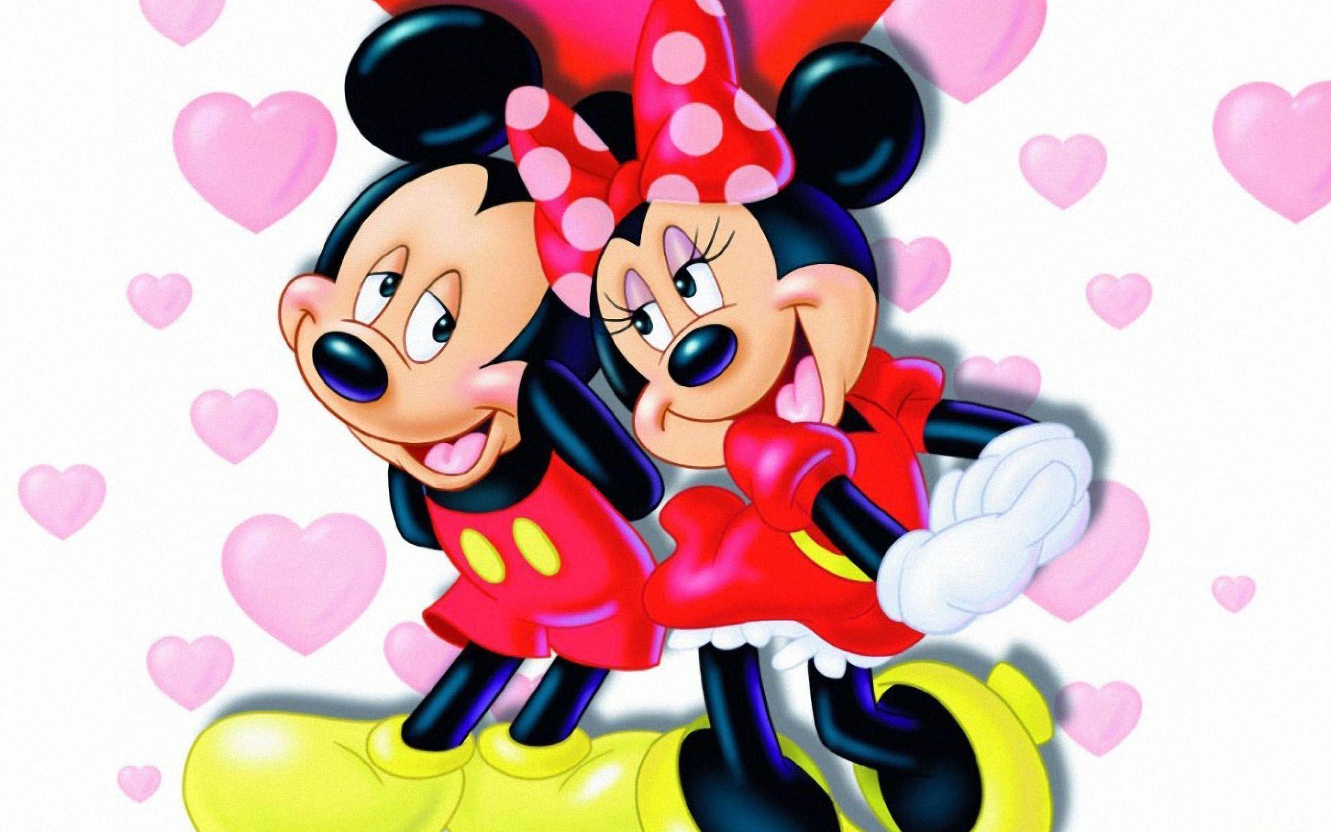 Mickey Mouse and Minnie in Love