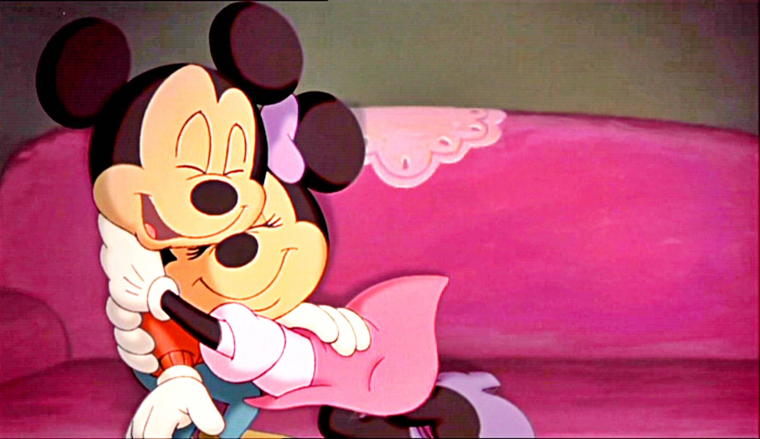 Mickey Mouse And Minnie In Love Wallpapers Top Free Mickey Mouse And Minnie In Love