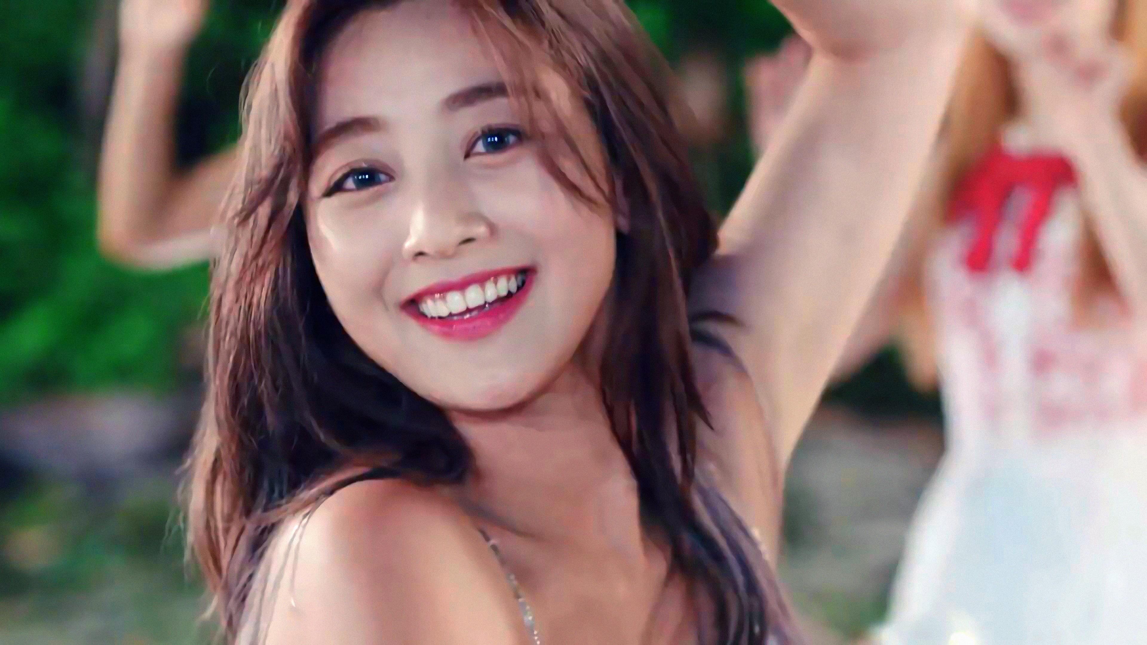 3840x2160 Jihyo TWICE Dance The Night Away 4K