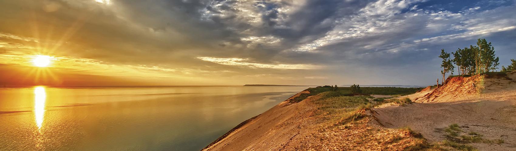1700x500 Things To Do in Leelanau County Sands Casino