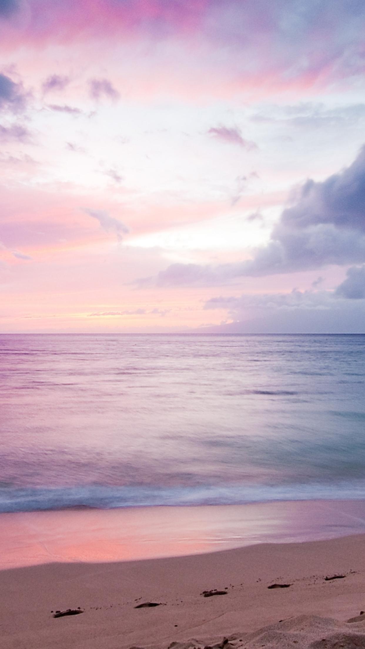 1242x2208 Beautiful purple sky over the sea