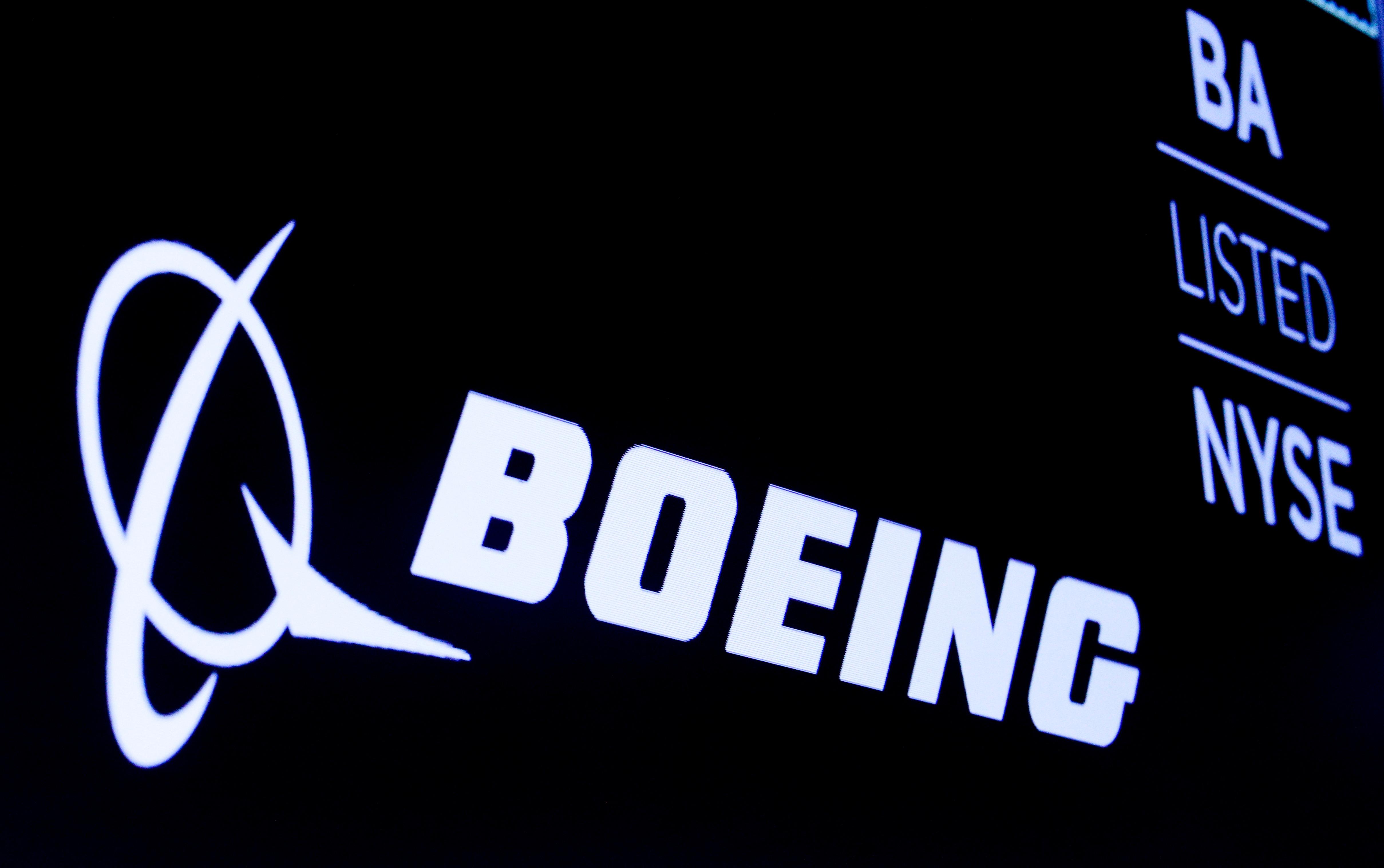 4836x3033 The $15 billion jet dilemma facing Boeing's CEO