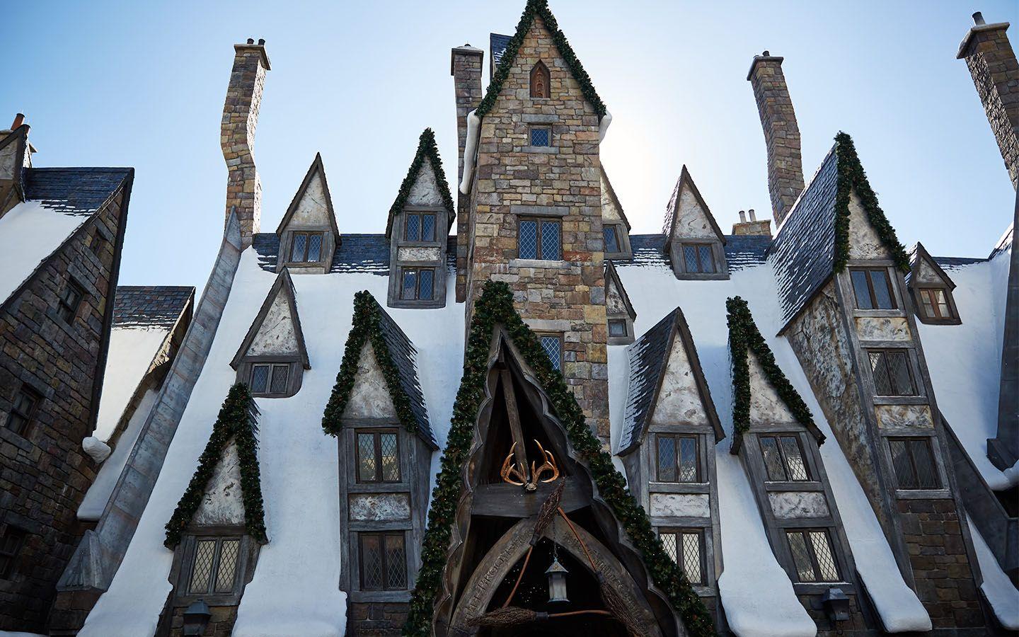 1440x900 Universal Orlando Close Up. Katelyn's Complete Guide to Holidays at