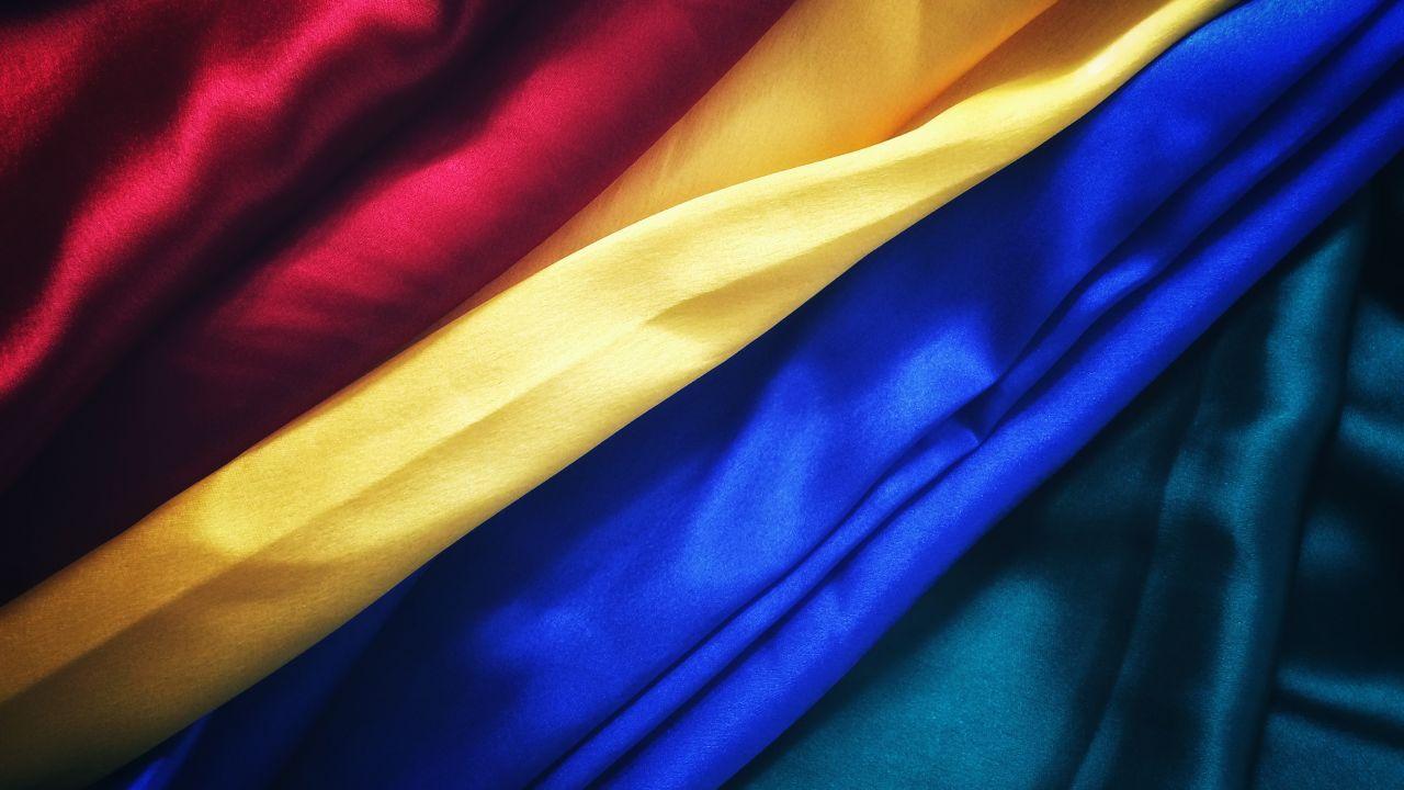 1280x720 Wallpaper Fabric, Red, Yellow, Blue, HD, Photography
