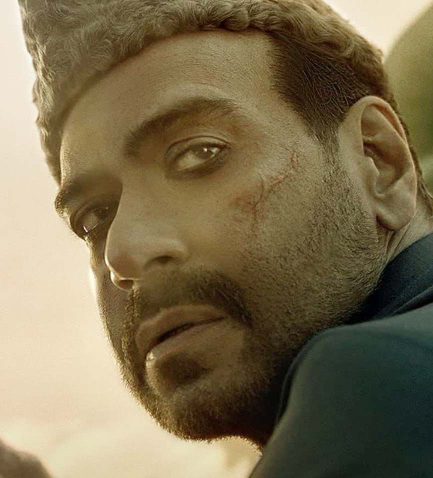866x956 Gangubai Kathiawadi: Here's how many crores Ajay Devgn, Alia Bhatt and other actors are earning for their roles