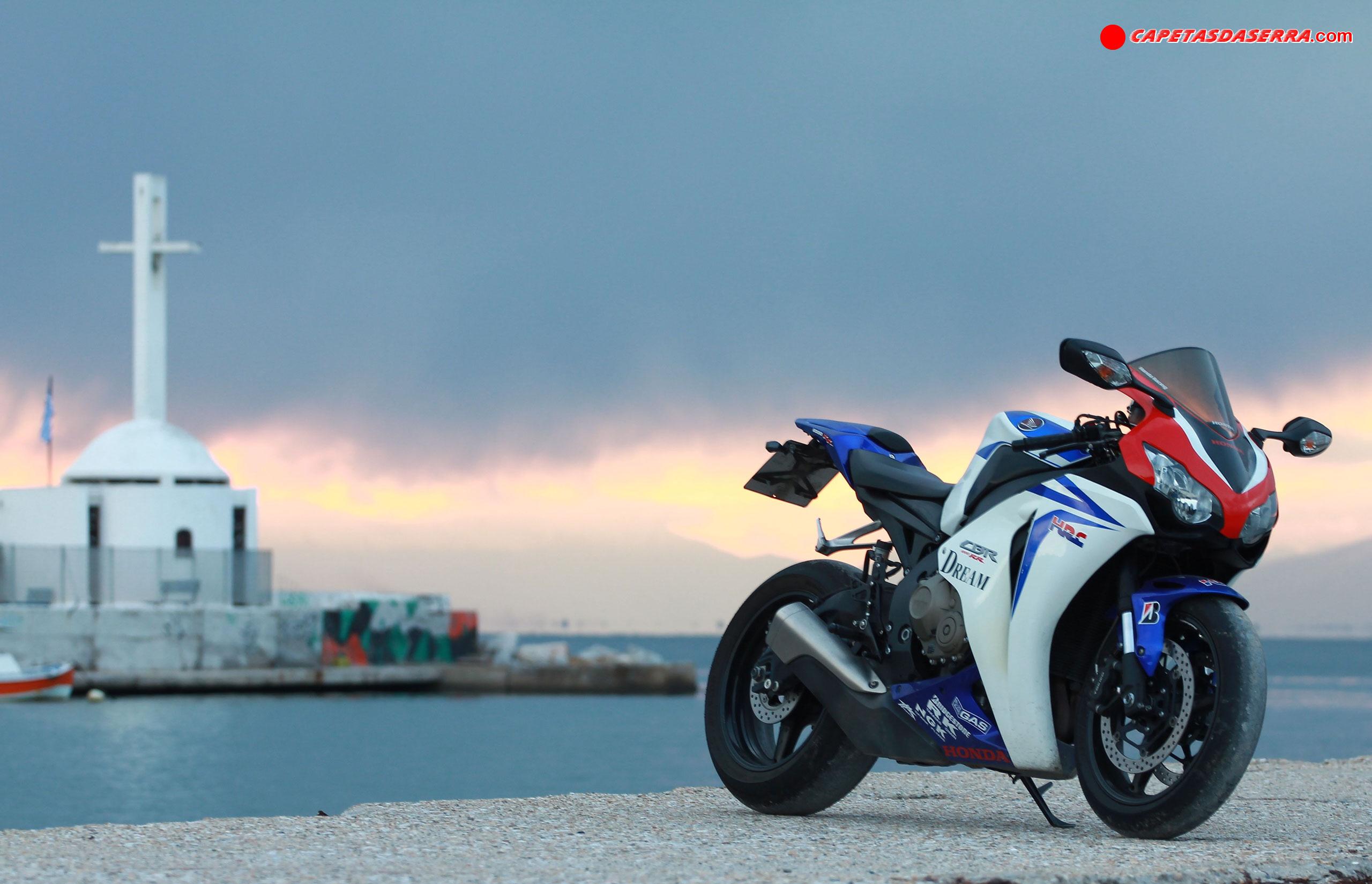 2560x1650 Free download Fotos de MOTOS Videos Honda CBR1000RR HRC 2011 Wallpaper [2560x1650] for your Desktop, Mobile & Tablet. Explore Honda Cbr1000rr Wallpaper. Honda Cbr1000rr Wallpaper, Honda Cbr1000rr Wallpaper, Honda CBR1000RR 2017 Wallpaper