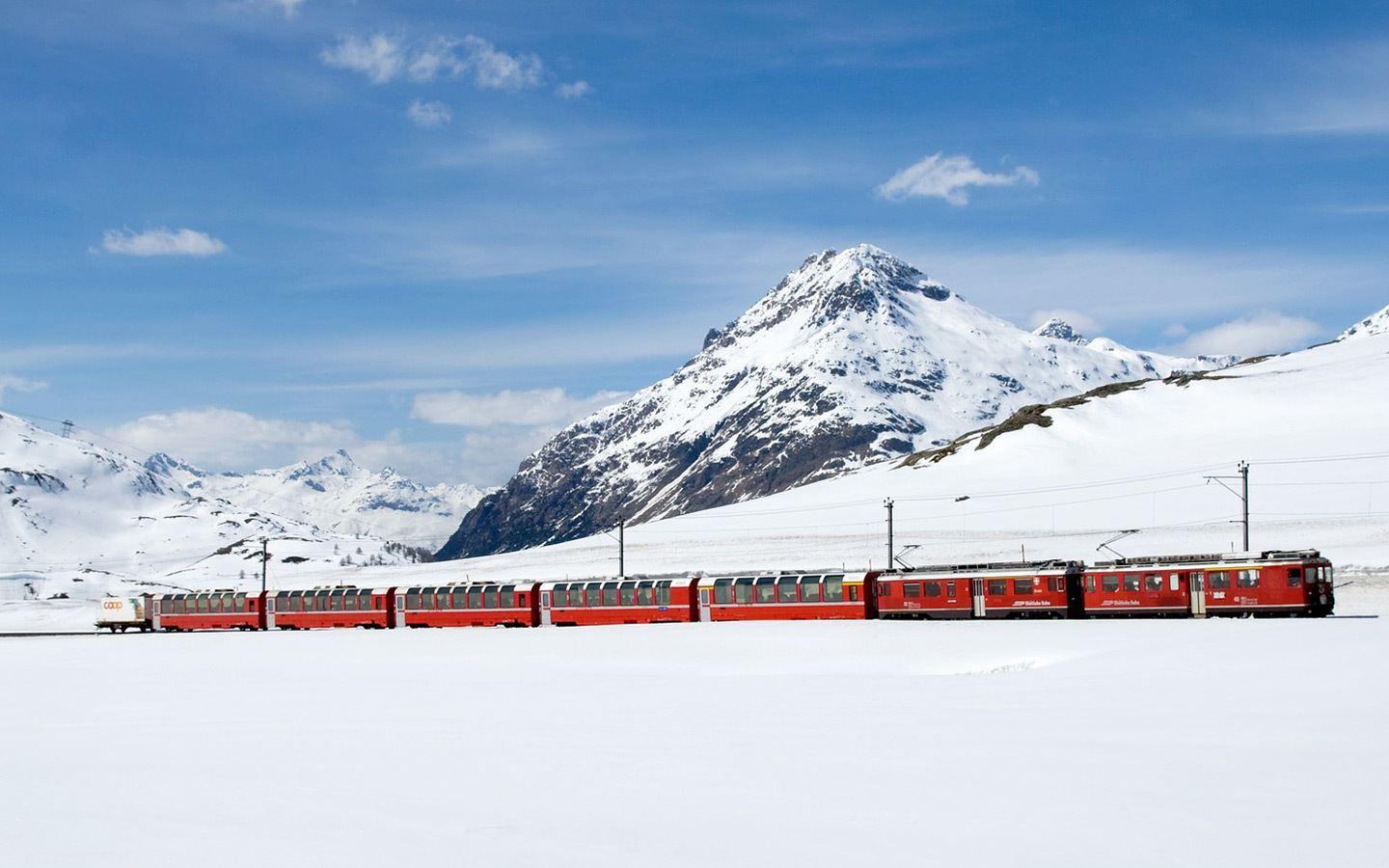 1440x900 The Bernina and Glacier Express Swiss scenic trains