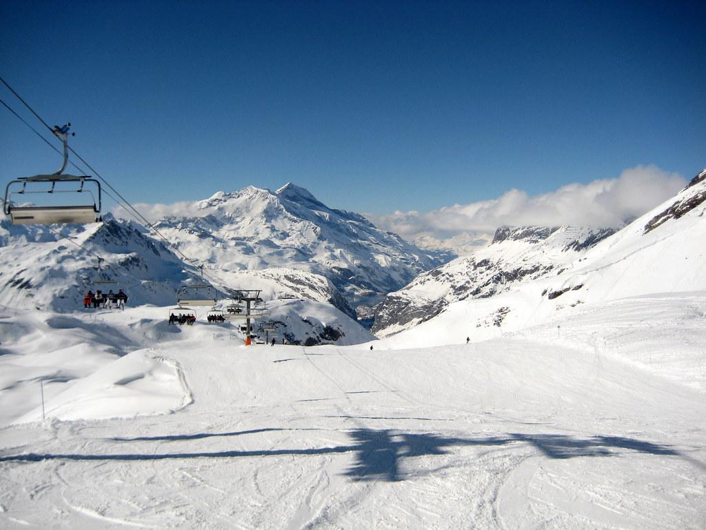 1024x768 The Glacier Express lift