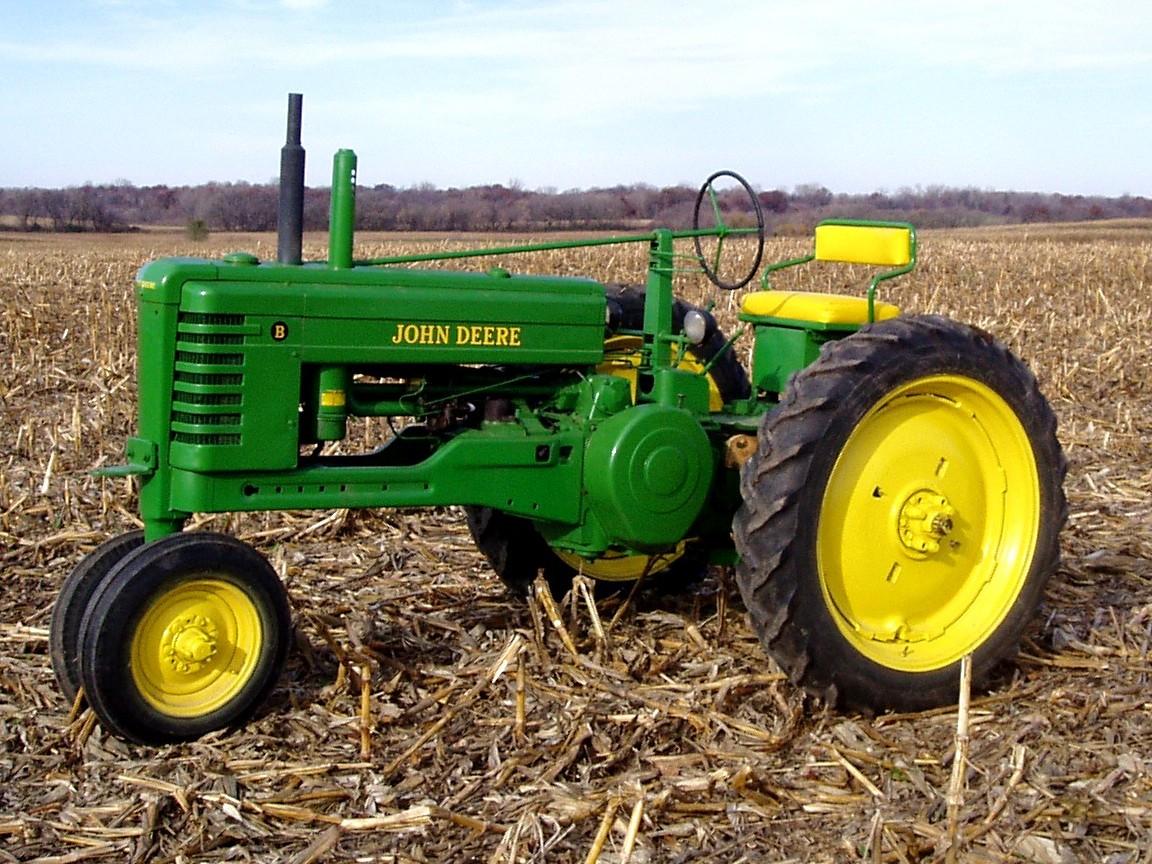 1152x864 John Deere Tractor Wallpaper