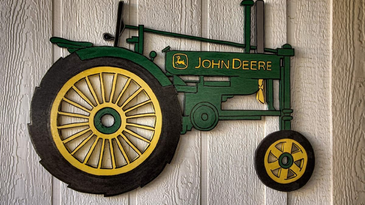 1200x675 John Deere 318: JD's Best Lawn Tractor Ever?