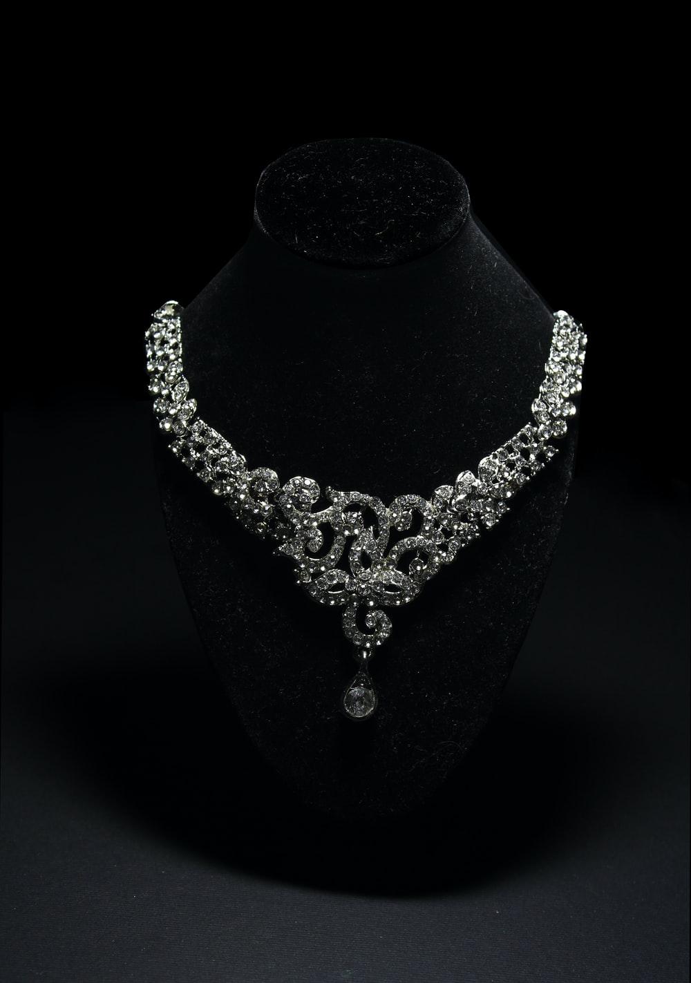 1000x1423 Diamond Jewellery Picture. Download Free Image