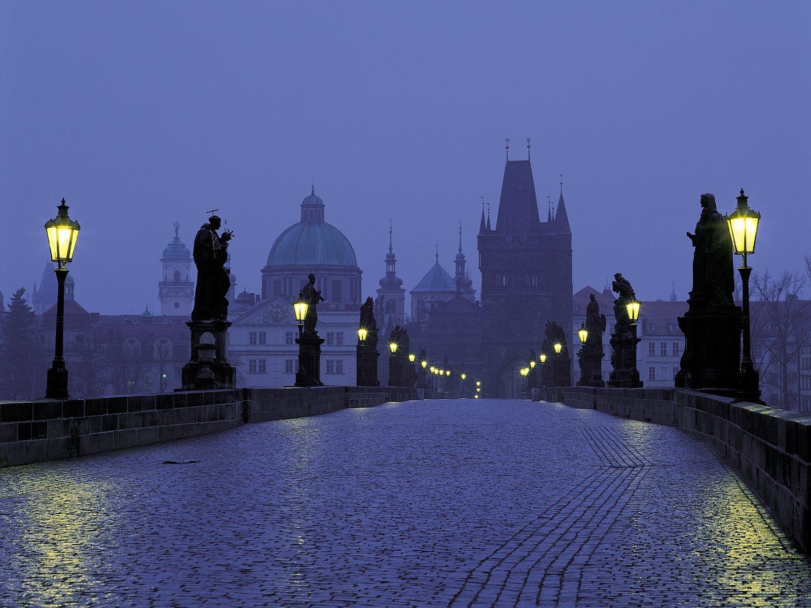 1600x1200 Prague at Dusk wallpaper. Prague at Dusk