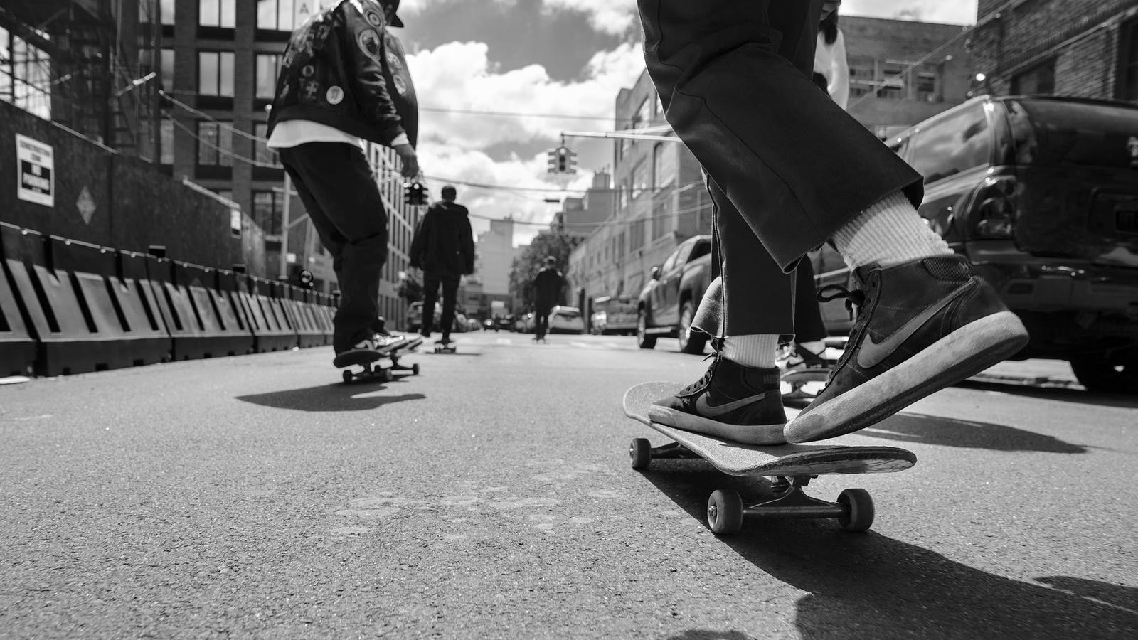 1600x900 Skateboarding Wallpaper