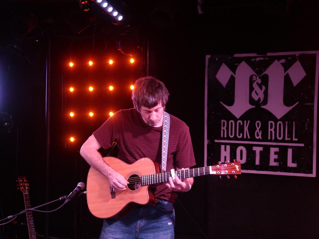 1024x768 Graham Coxon Leslie Coxon. Graham Coxon North Ame