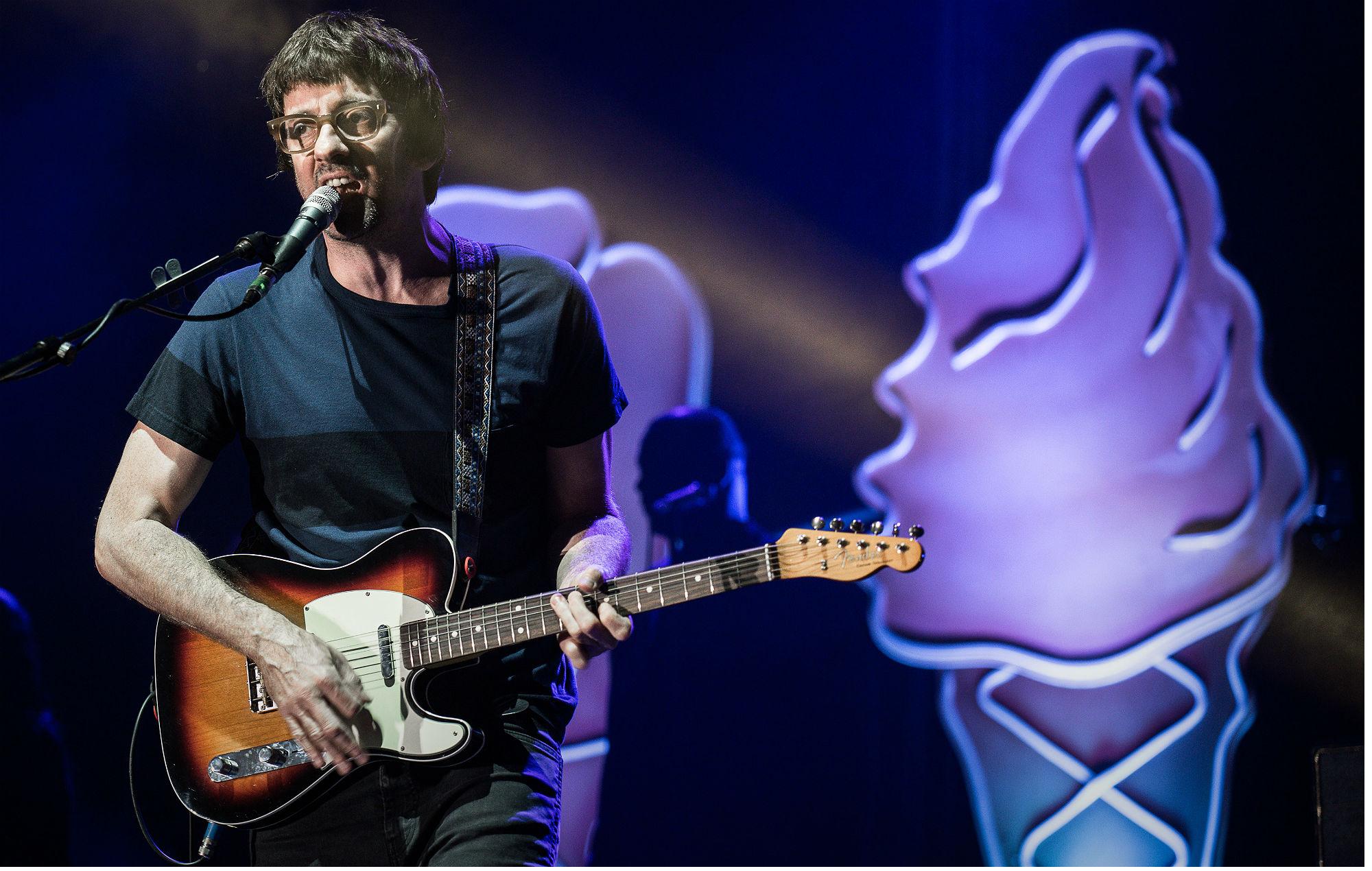 2000x1270 Graham Coxon: 'Britpop was really f*cking dull for guitarists drongos there to back up a female vocalist'