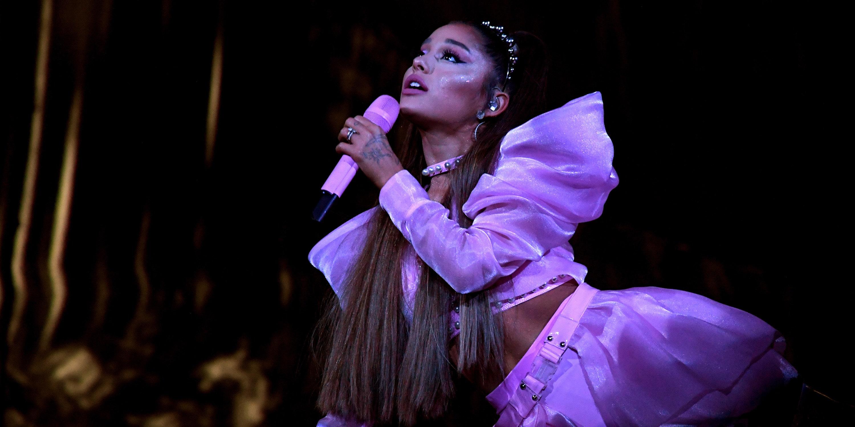 3000x1500 Ariana Grande Extends Tour