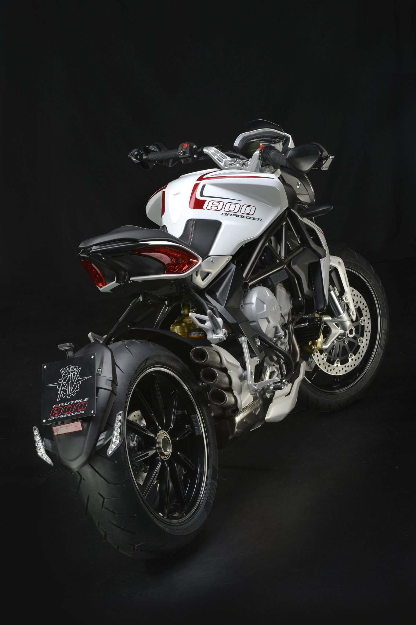 1363x2048 Official Photo of the MV Agusta Dragster 800 & Rubber