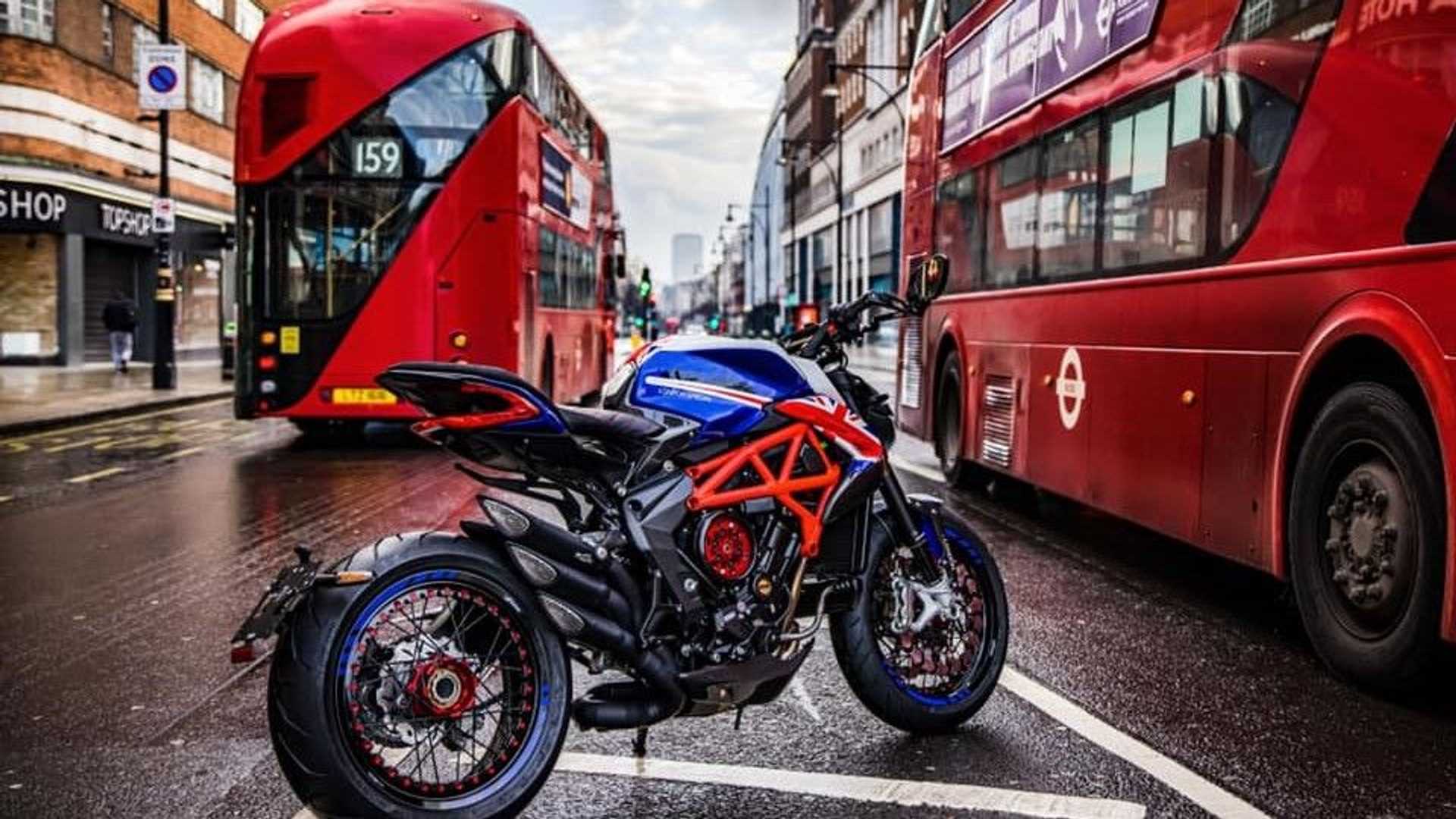 1920x1080 MV Agusta Dragster 800 RR London Special. RideApart.com Photo