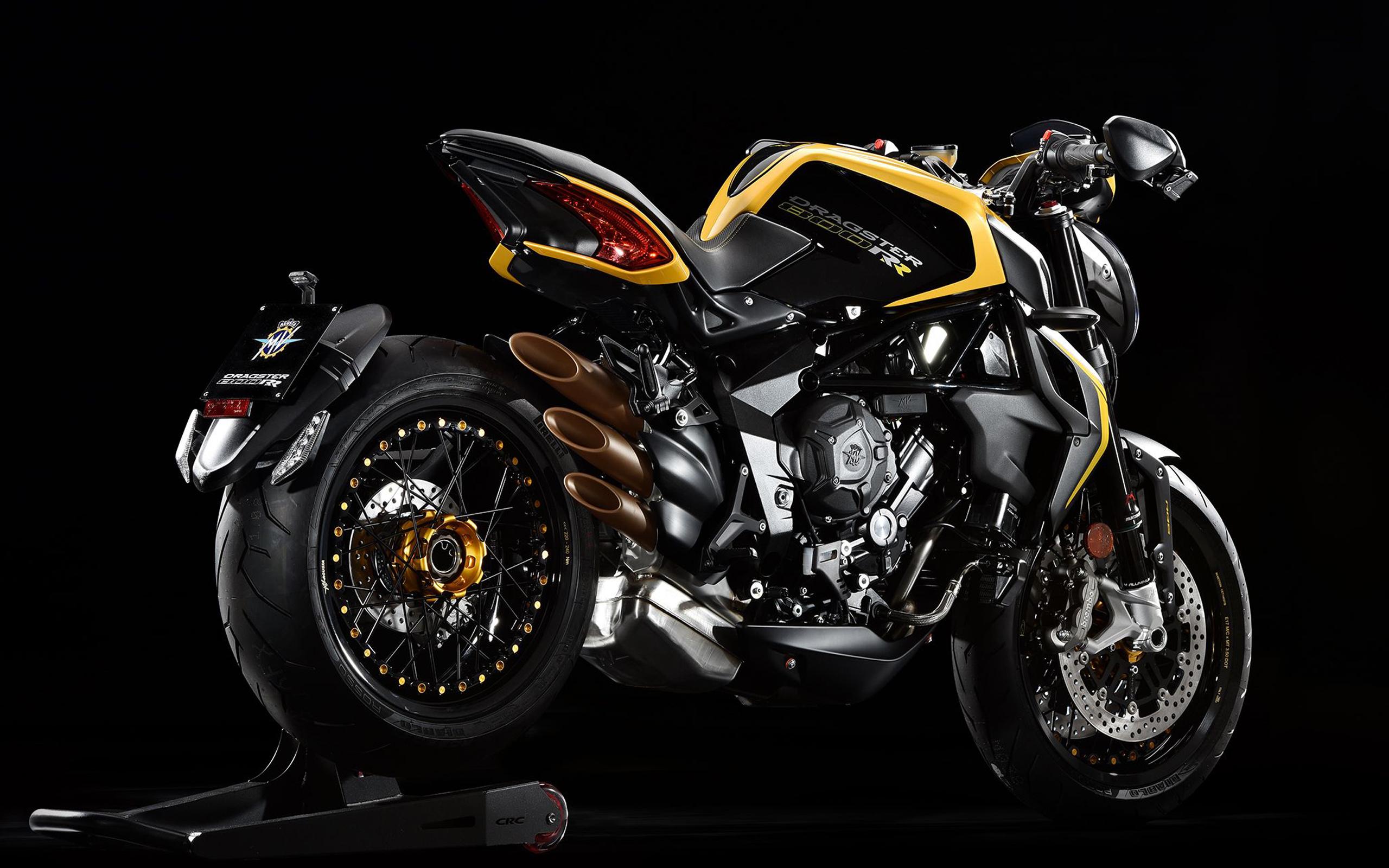 2560x1600 Download wallpaper MV Agusta Dragster 800 RR, sports bike, exterior, new black and yellow Dragster 800 RR, MV Agusta for desktop with resolution 2560x1600. High Quality HD picture wallpaper