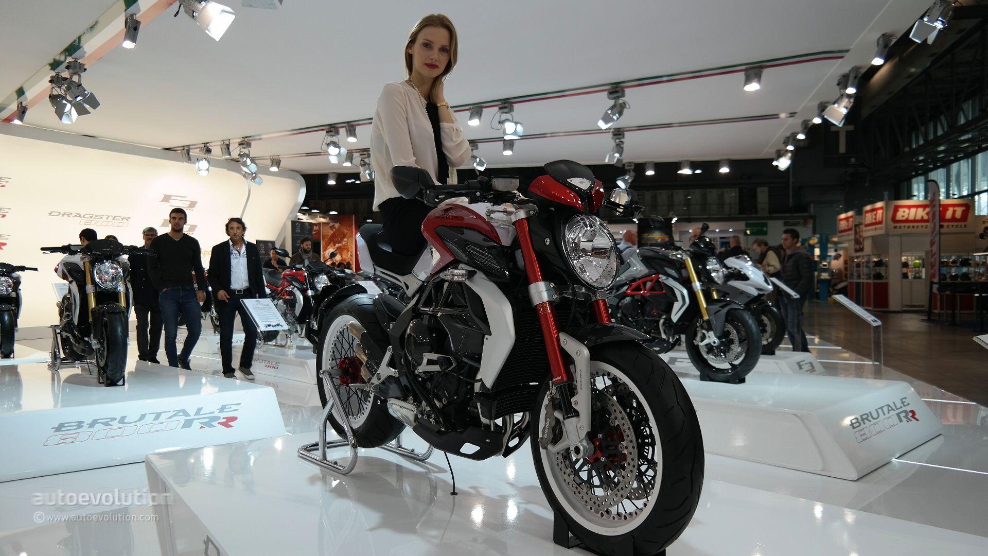 1920x1080 MV Agusta Brutale Dragster 800 RR Brings 140 HP at EICMA [Live Photo]
